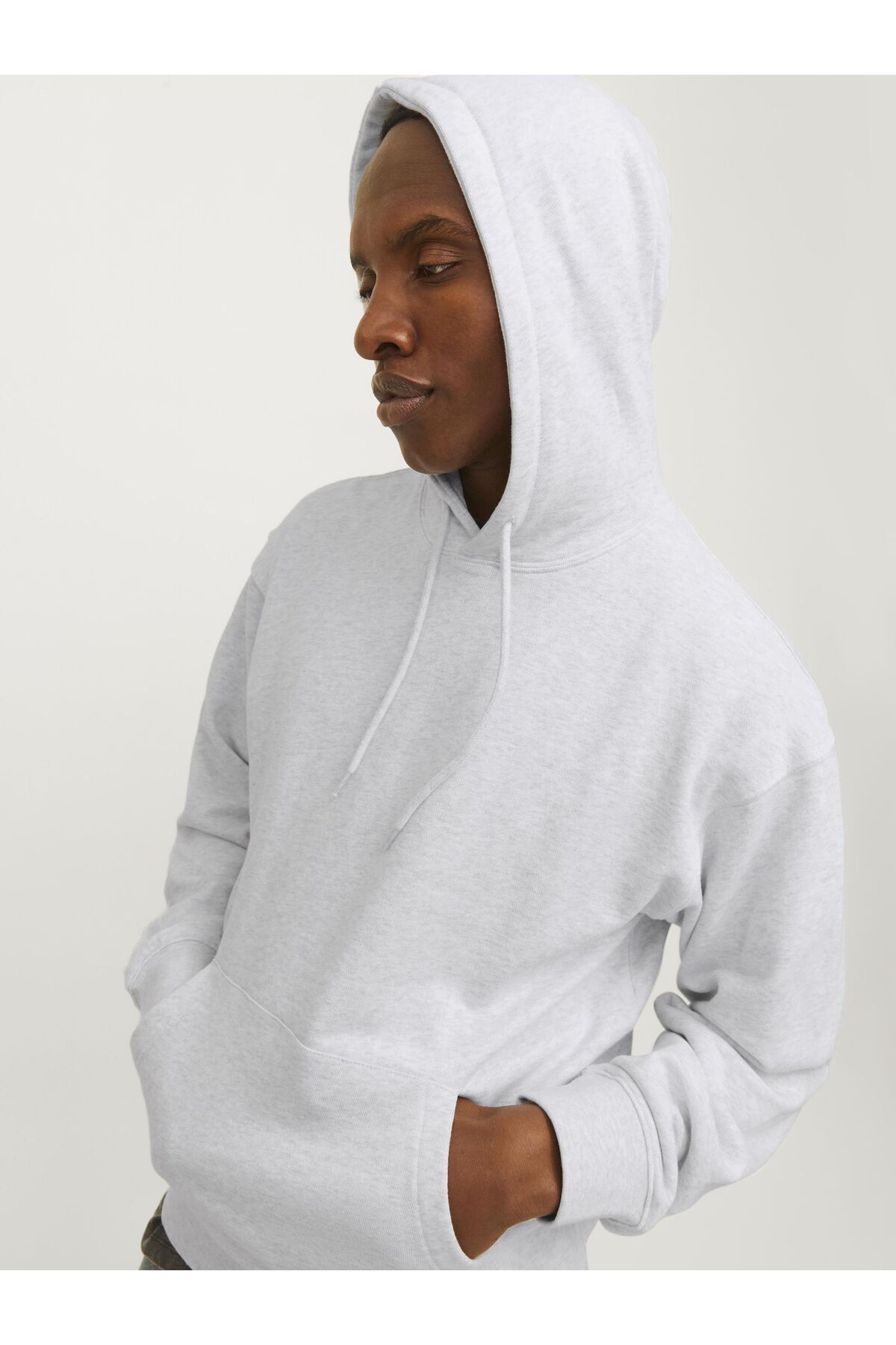 سویشرت جک اند جونز مردانه پنبه ای سفید  راسته Regular/رگولار    بیسیک کژوال/روزمره | Jack & Jones TYC36EEE4C8CAB0600 TR - تصویر 7