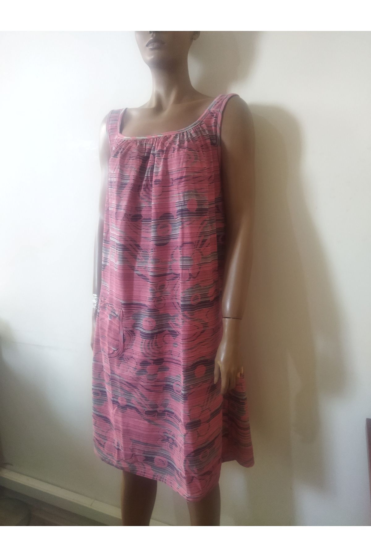 Flamingo-Printed Nightgown 3