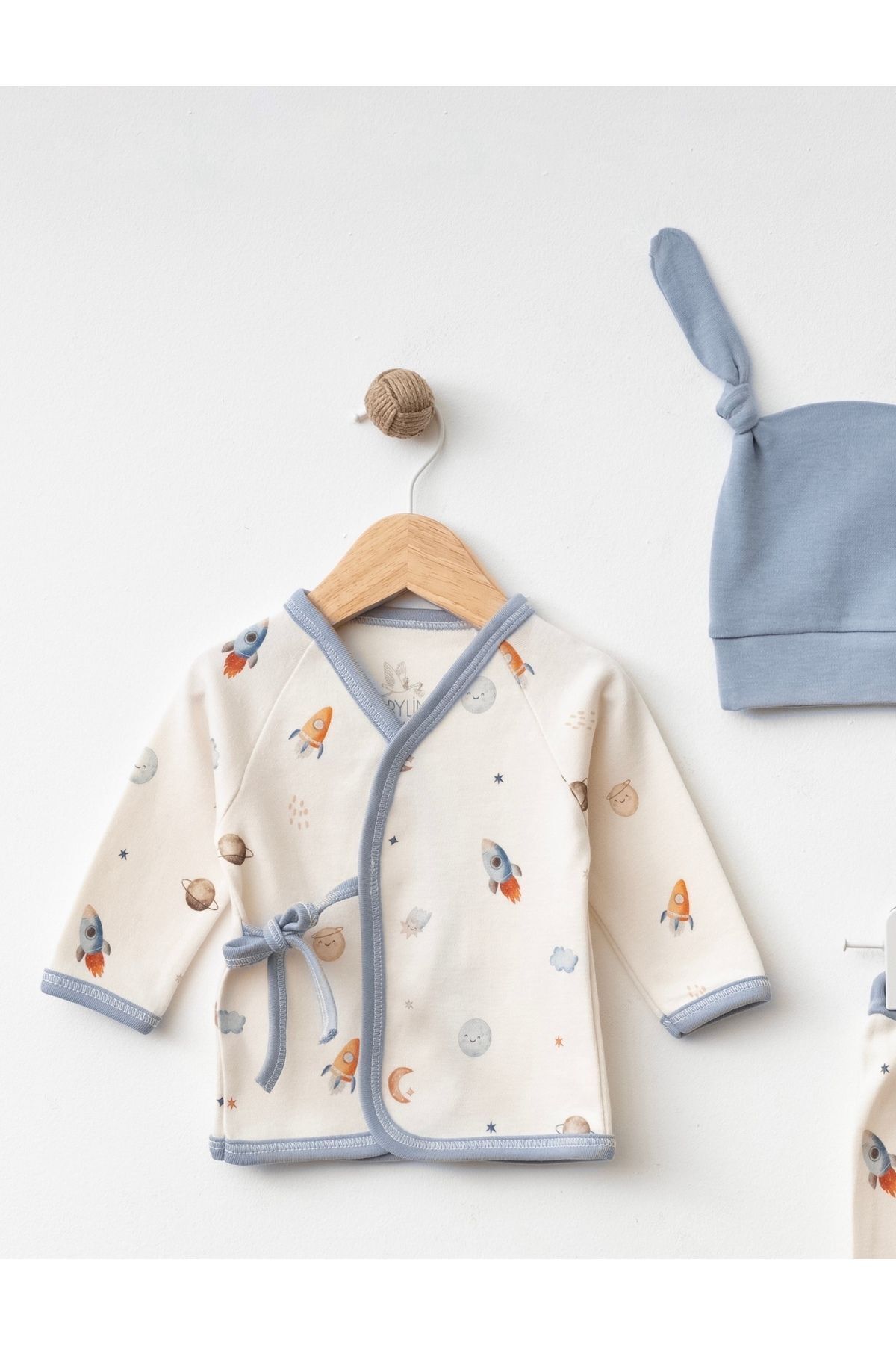 BABYLİM Erkek Bebek Hastane Çıkışı Uzay Baskılı Yandan Bağlamalı %100 Pamuk 5 Li Yeni Doğan Seti 0-3ay fotoğrafı 3 (önizleme)