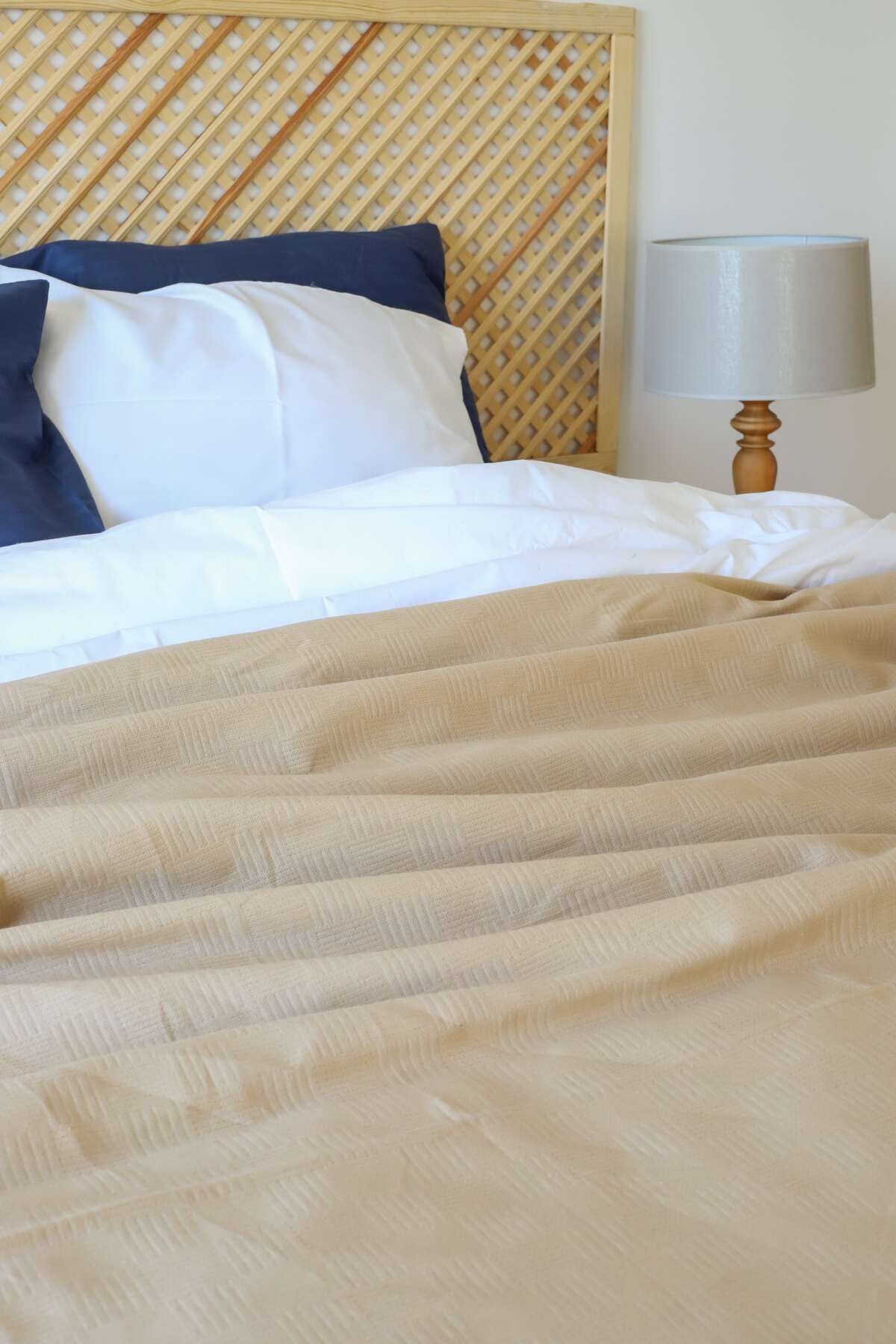 Tekstil Home Renkli Otel Serisi Çift Kişilik Küçük Dama Pike Pamuklu 200x240 Eb. Çok Amaçlı Bej Renk 2