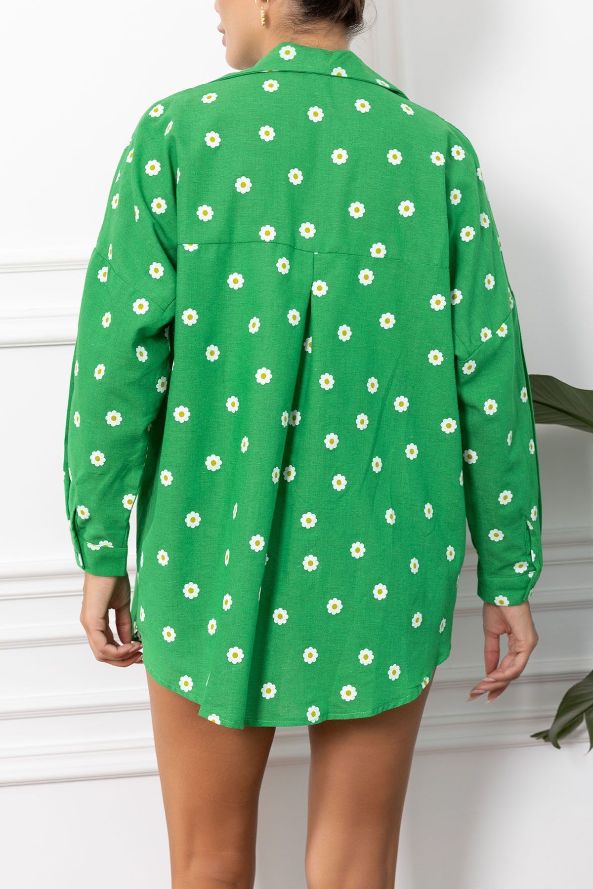 armonika-Grünes Gänseblümchen-Oversize-Hemd für Damen in Leinenoptik ARM-23Y001130 4
