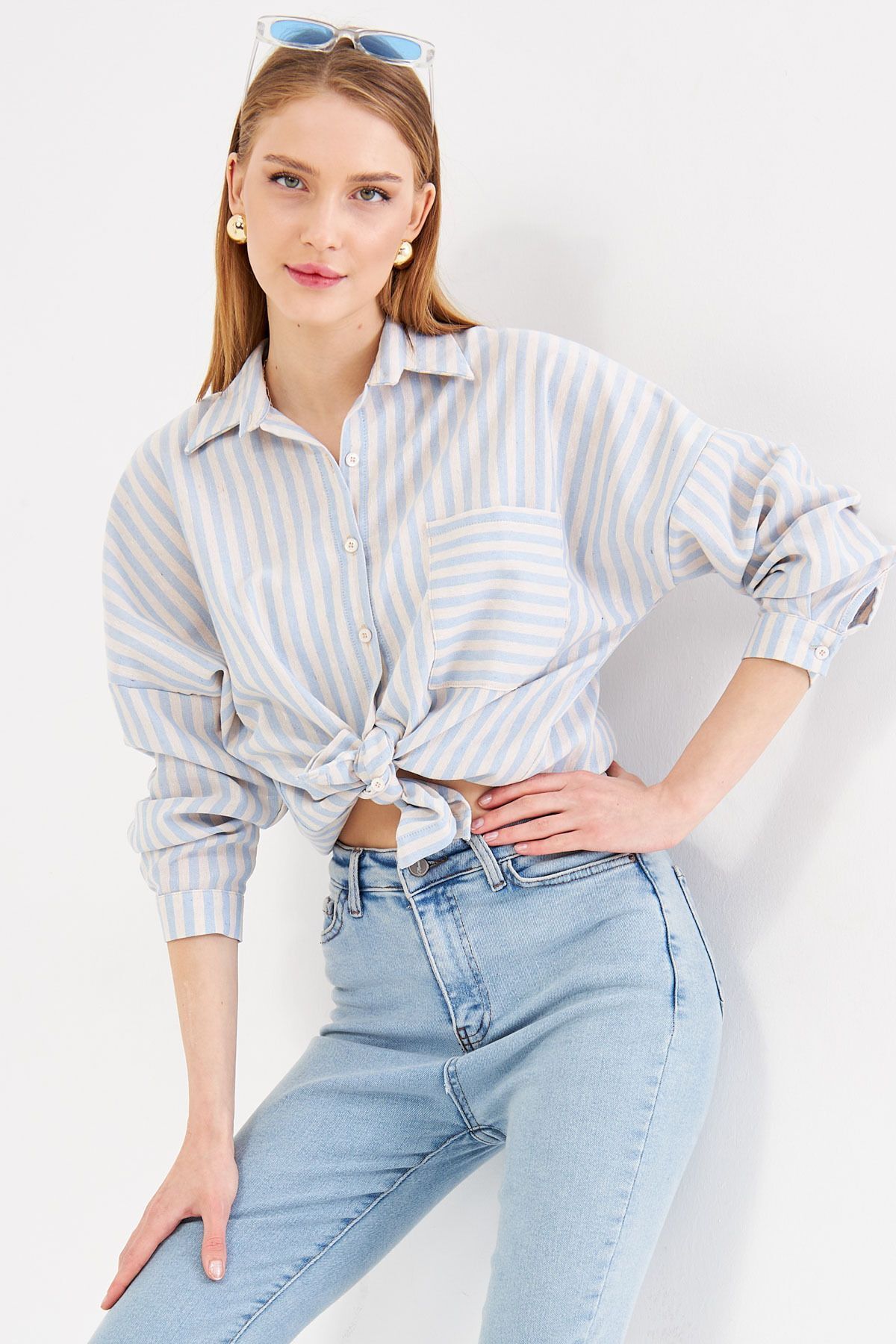 armonika-Baby Blue Plisowana koszula oversize w paski - długi rękaw, kieszeń, szczegółowo ARM-24Y001057 3
