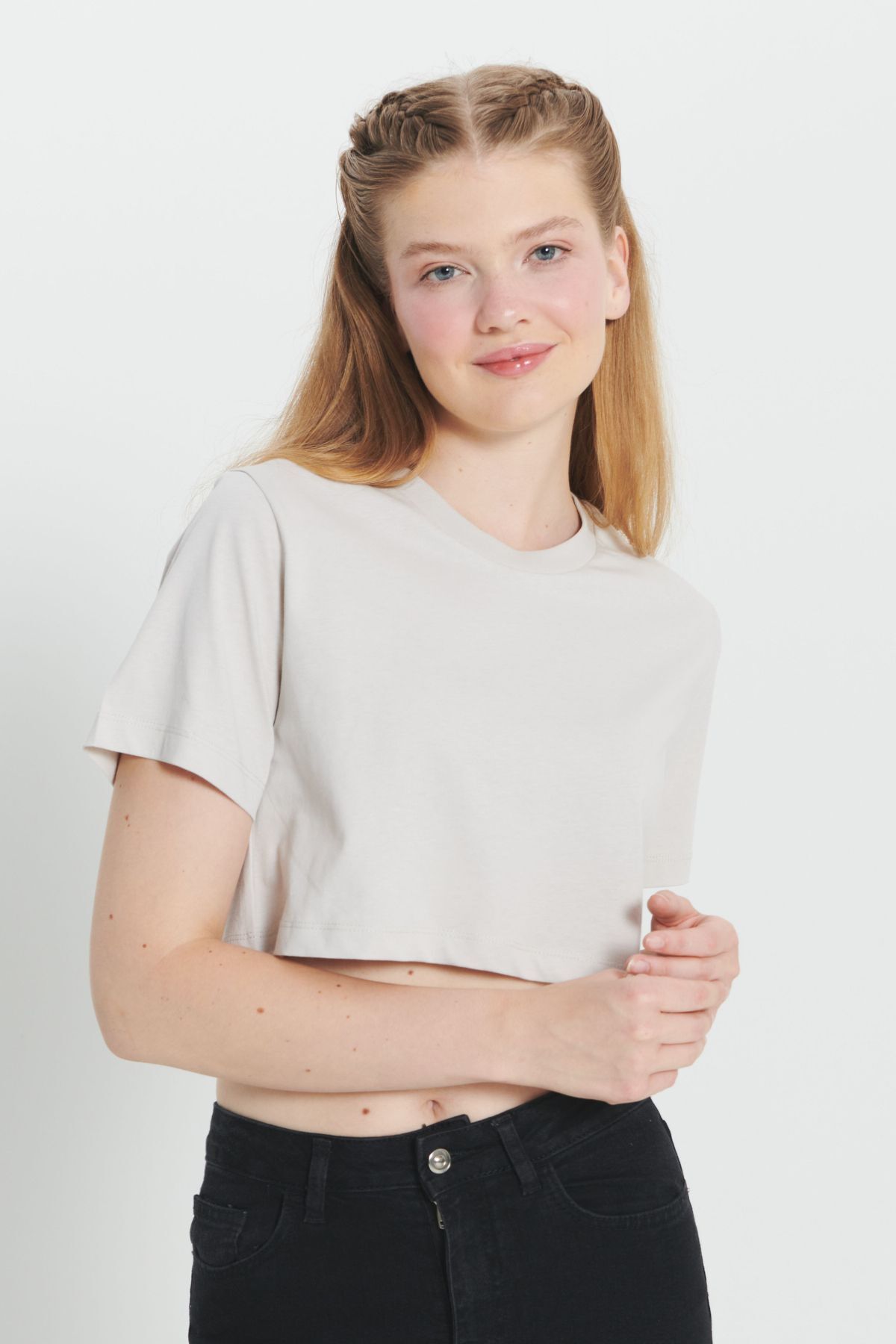 AC&Co / Altınyıldız Classics-Stone Colored Women's Crop T-Shirt - 100% Cotton, Crew Neck, Standard Fit 4