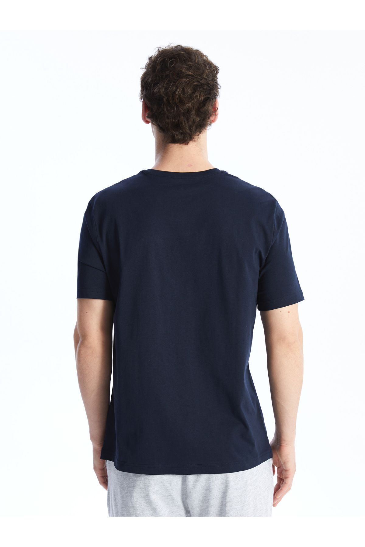 LC Waikiki-Σετ ανδρικών πιτζάμες - Standard Fit και σορτς 5