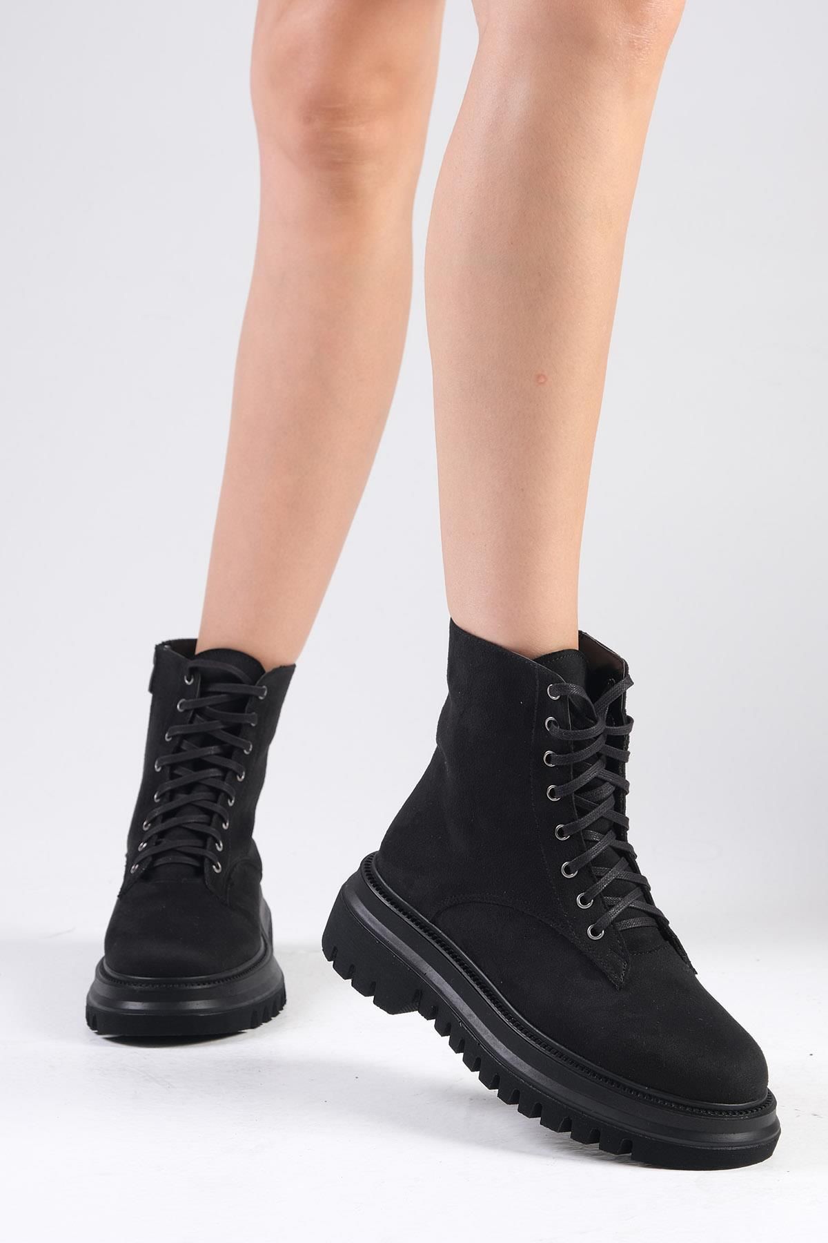 Mio Gusto-Zamszowe, sznurowane i zapinane na zamek buty damskie Alex w kolorze czarnym, na grubej podeszwie 2