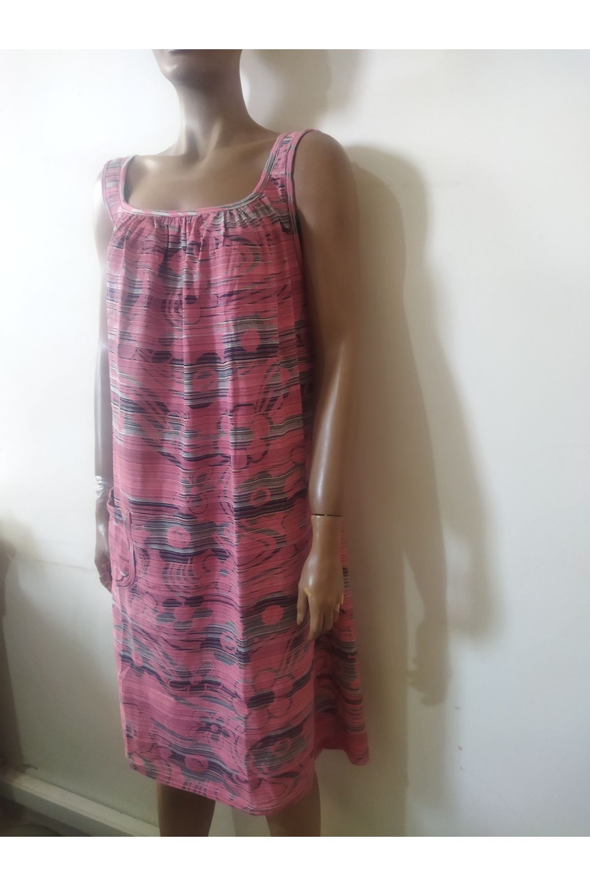 Flamingo-Printed Nightgown 2