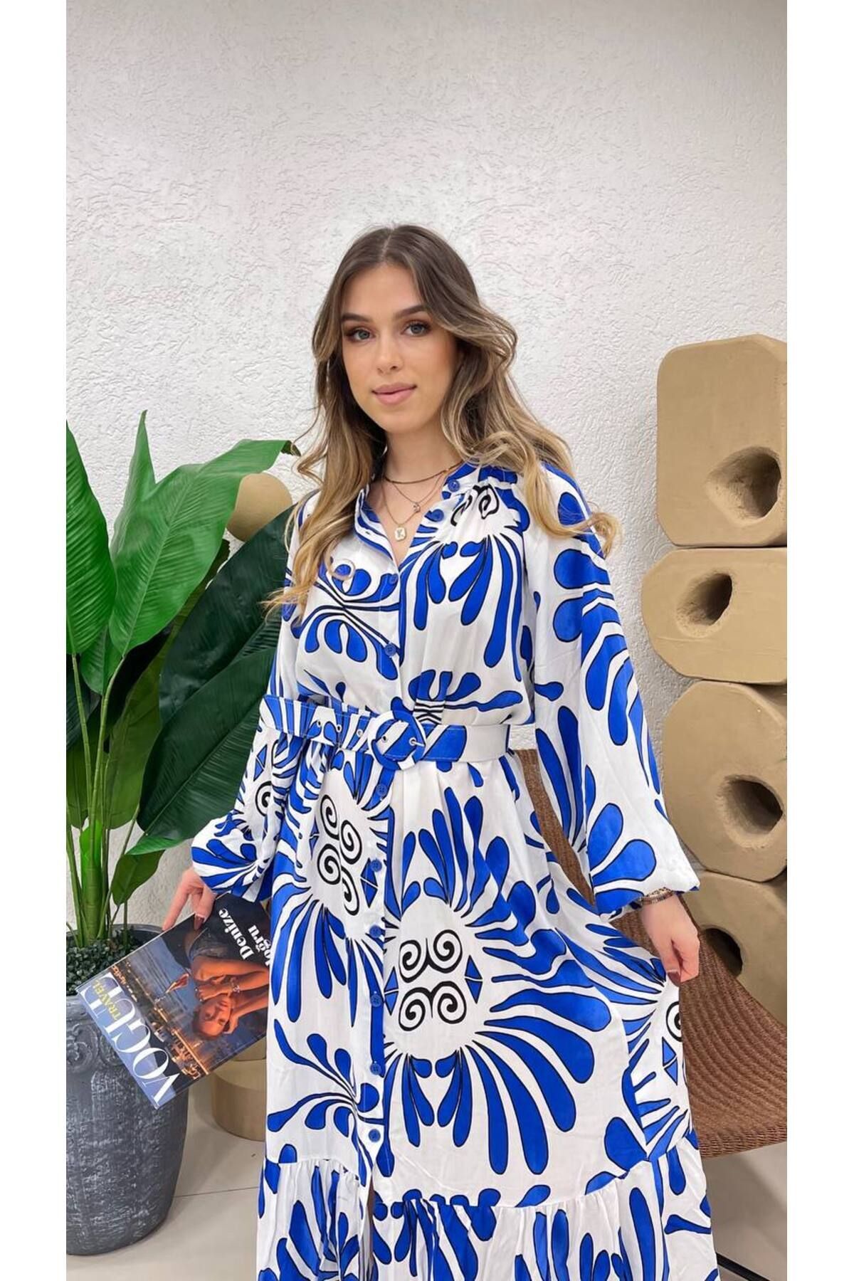 ROBE LONGUE À ENCOLURE V À MOTIFS AVEC LIENS - Görsel 4