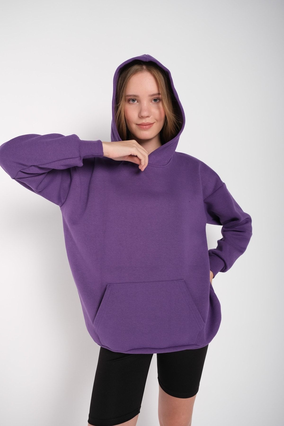 MODAGEN-Damska fioletowa bluza oversize z kapturem w jednolitym kolorze 5