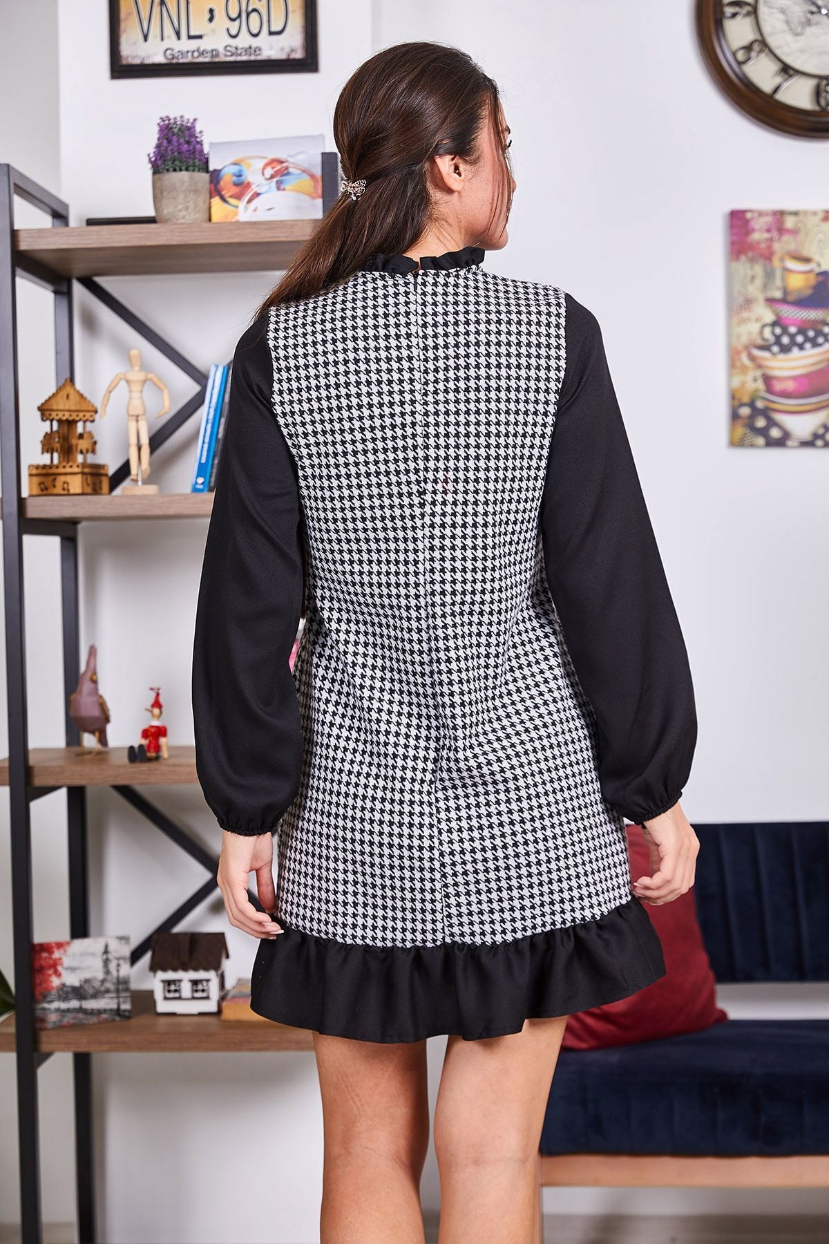 https://cdn.dsmcdn.com/ty1456/product/media/images/prod/QC/20240802/17/0b7a00c3-594d-318b-88e6-0491f89f2249/1_org_zoom.jpg
