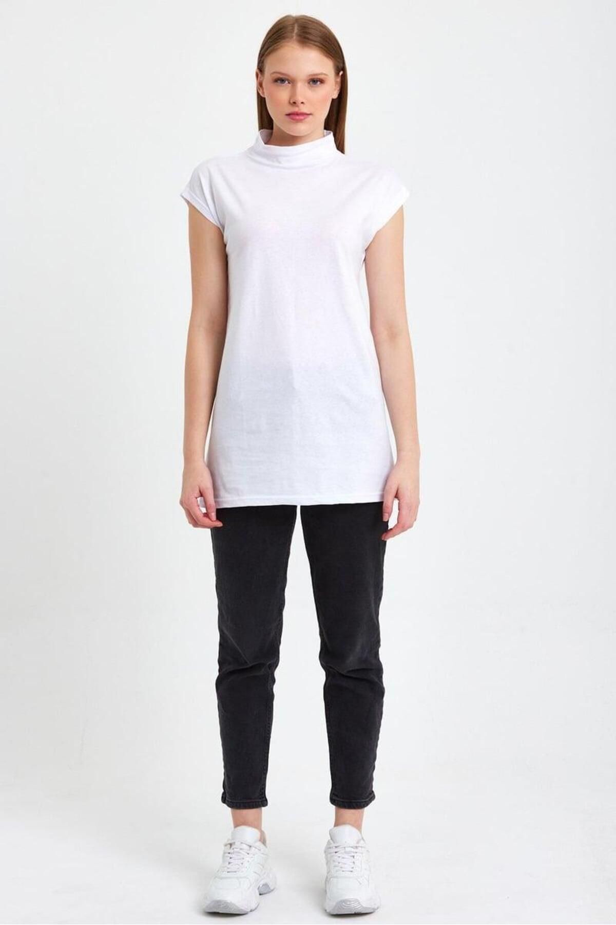 CrazyShopping-Black and White 2-Piece Knitted Cotton Stand Collar Tunic Set 3
