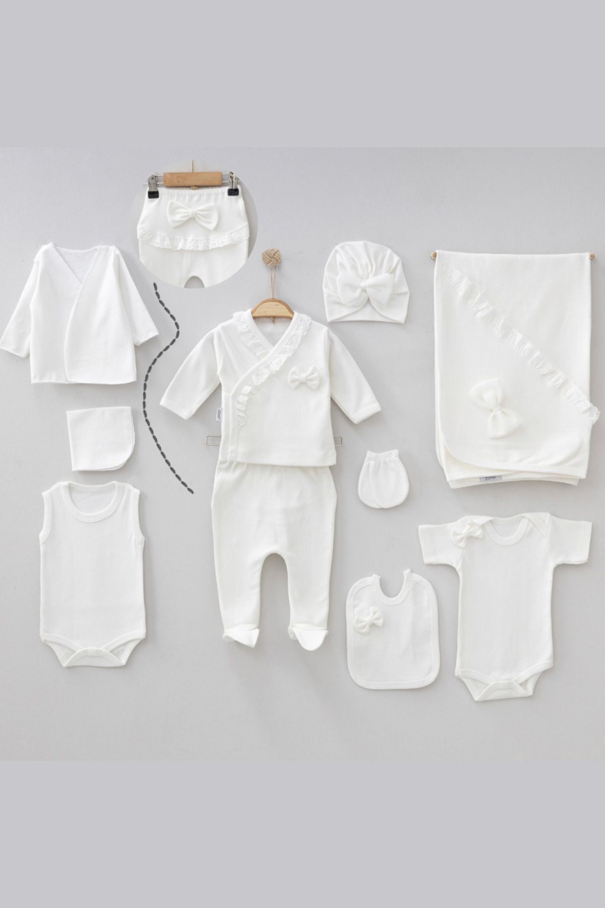 Cherub Baby %100 Organik Raporlu Fiyonklu Boneli %100 Pamuk Yenidoğan Kız Bebek 10 Parça Hastane Çıkışı fotoğrafı 2 (önizleme)