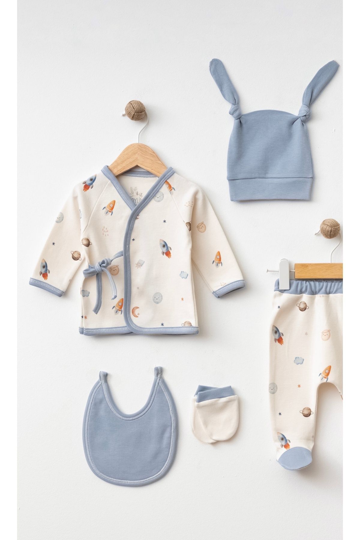 BABYLİM Erkek Bebek Hastane Çıkışı Uzay Baskılı Yandan Bağlamalı %100 Pamuk 5 Li Yeni Doğan Seti 0-3ay fotoğrafı 2 (önizleme)