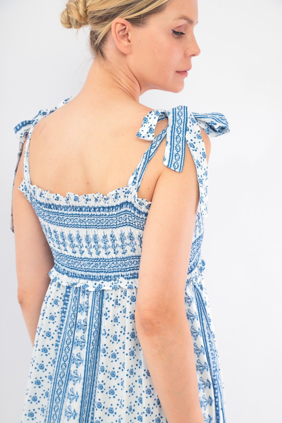 soBasic-Blue-white Patterned Viscose Dress with Adjustable Straps 7