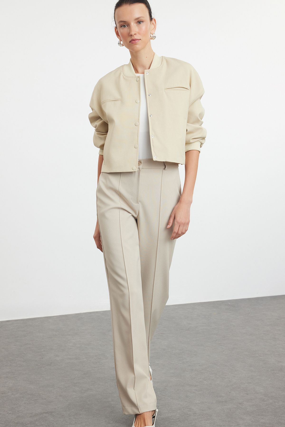 Trendyol Collection-Nerzfarbene, gerade geschnittene, gerippte, gewebte Hose mit hoher Taille TWOSS21PL0093 6