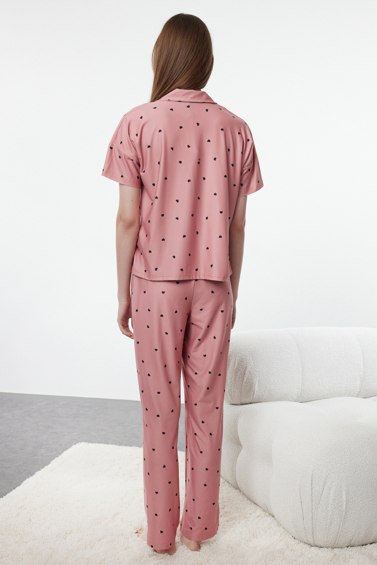 Trendyolmilla  Gül Kurusu Kalpli Örme Pijama Takımı THMSS24PT00286 - Görsel 5