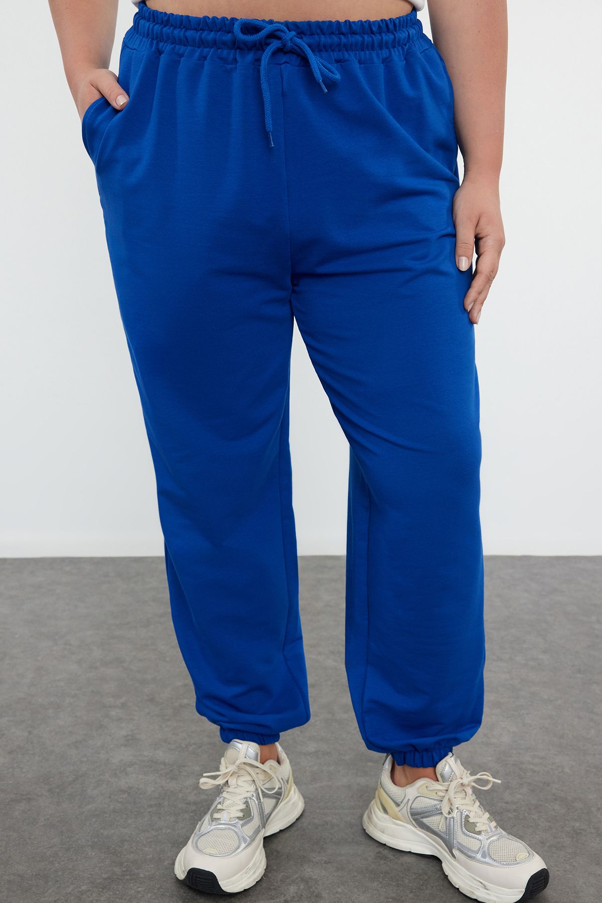 Trendyol Curve-Tepláky Indigo Jogger Elastic Leg Knitted Plus Size Tbbss22Ea0065 3