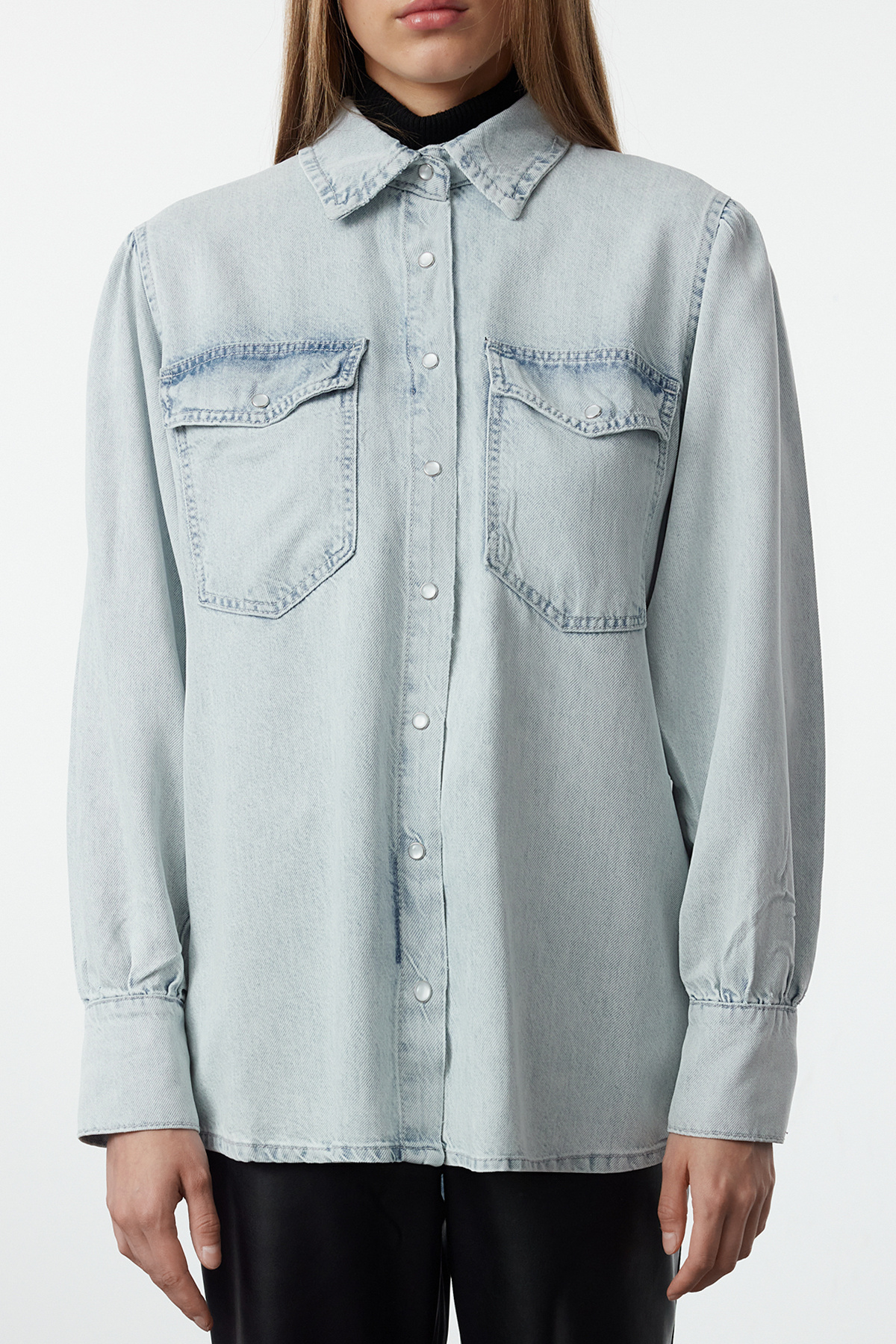 Trendyol Collection-Ballonärmeliges Premium-Hemd aus blauem Tencel – TWOAW25GO00016 4