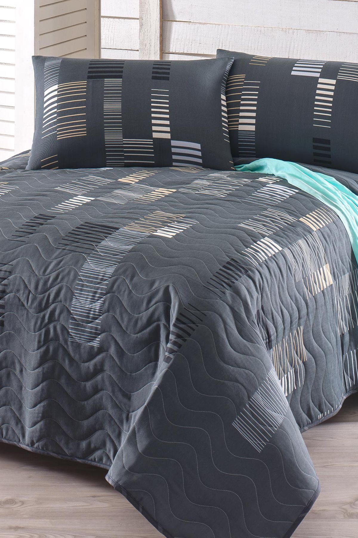 Eponj Home-Double Quilted Bedspread Set Trace Anthracite 2