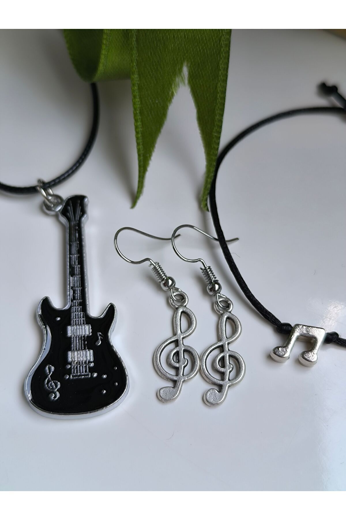 Esey Dizayn Müzik Seti - Gitar Kolye - Nota Küpe ve Bileklik