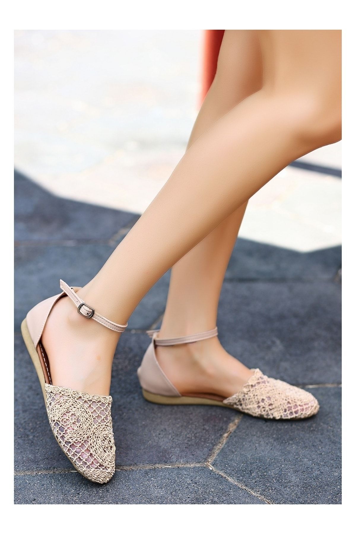 Acir Gold Örgülü Sandalet