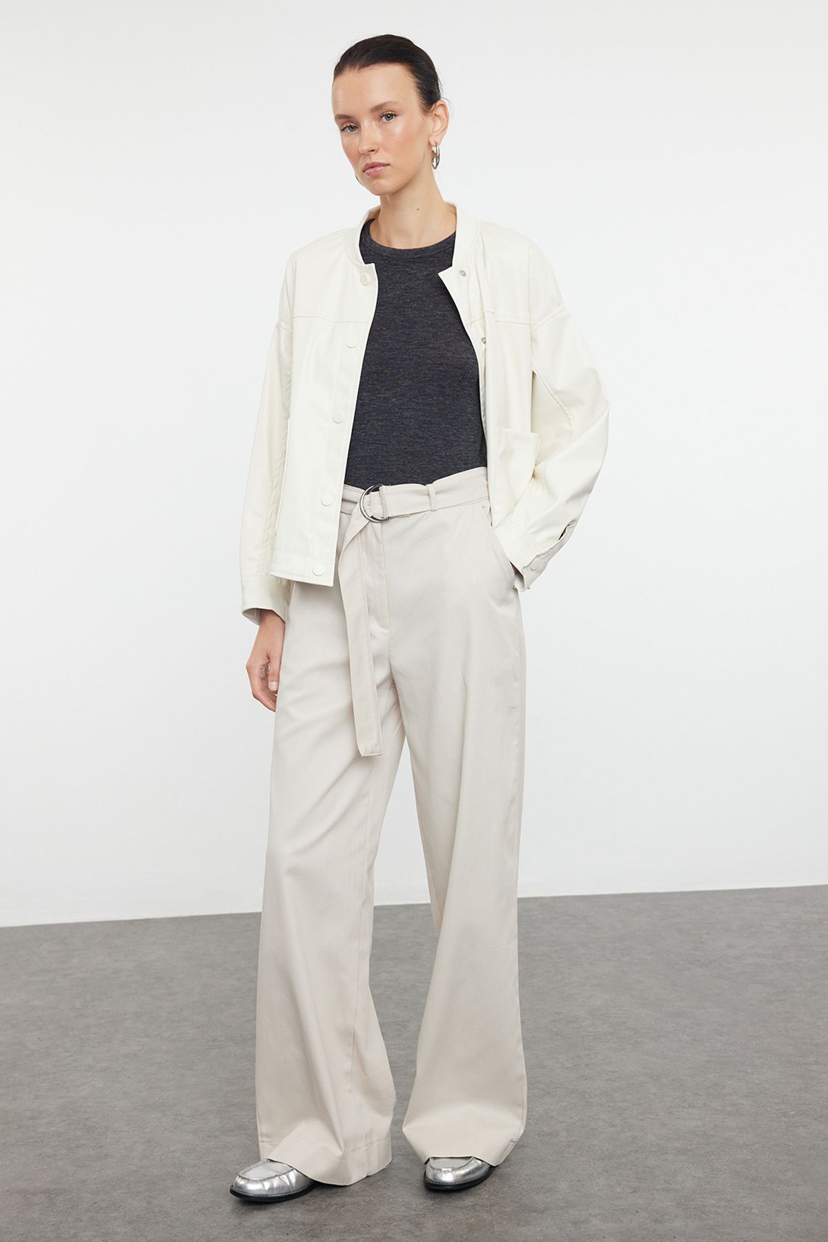 Trendyol Collection Tkane Spodnie Z Szerokimi Nogawkami I Szerokimi Nogawkami Stone Kobieta - 32