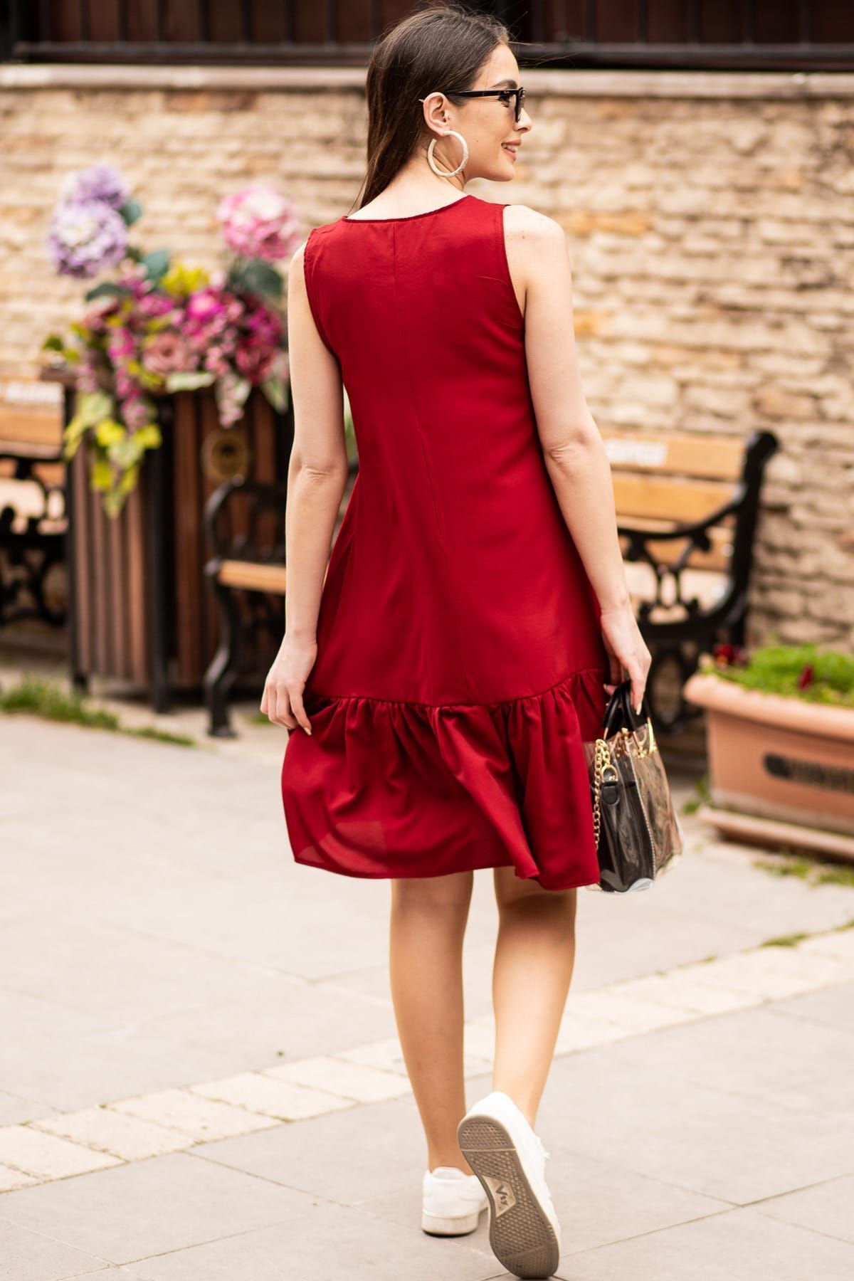 https://cdn.dsmcdn.com/ty1459/product/media/images/prod/QC/20240802/17/9c168d74-eba6-3d50-9213-f5c711e4b869/1_org_zoom.jpg