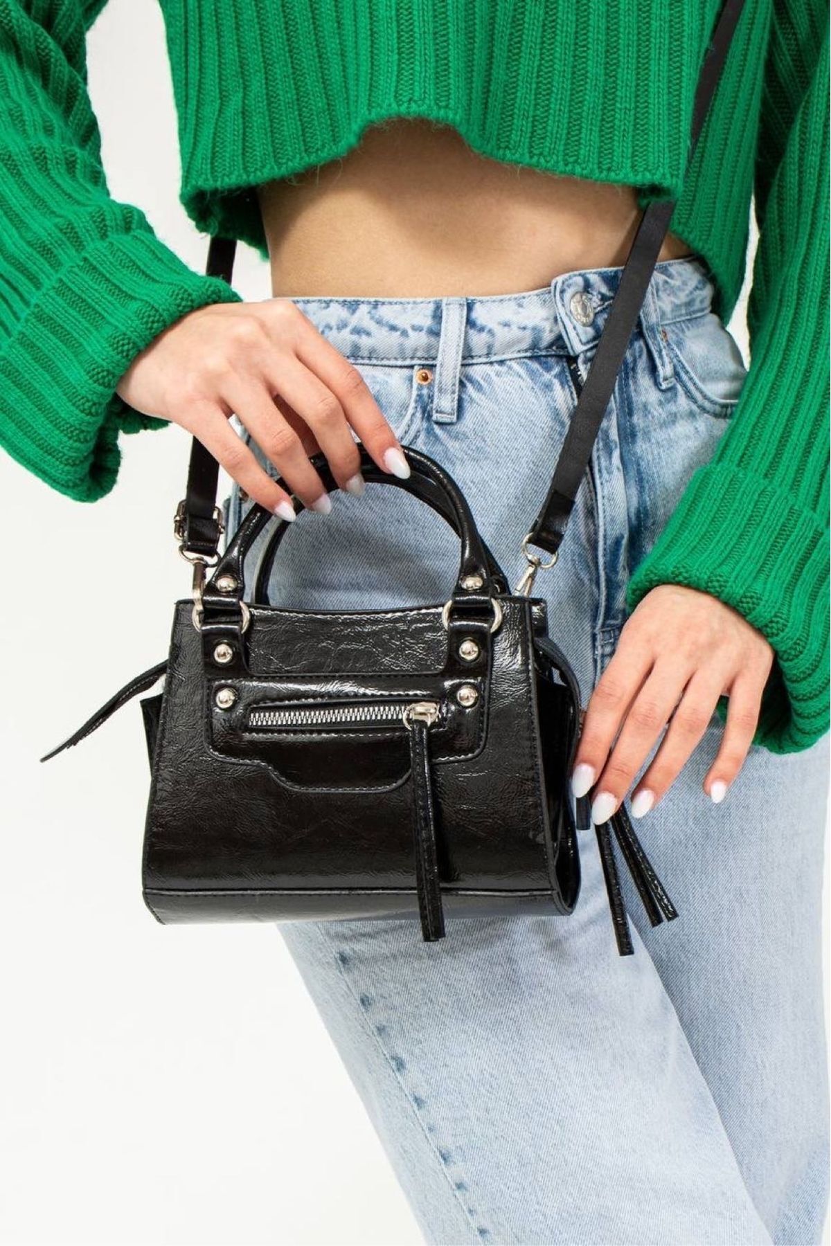Women's hand and shoulder bag