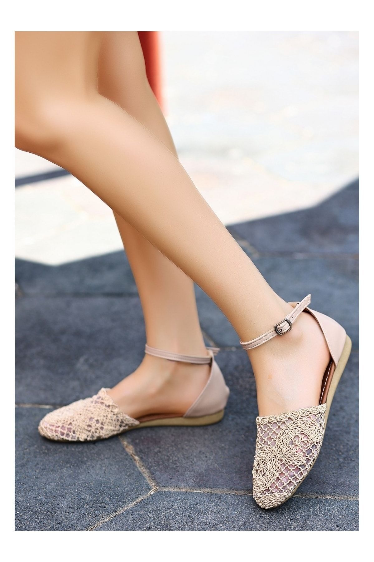 Acir Gold Örgülü Sandalet