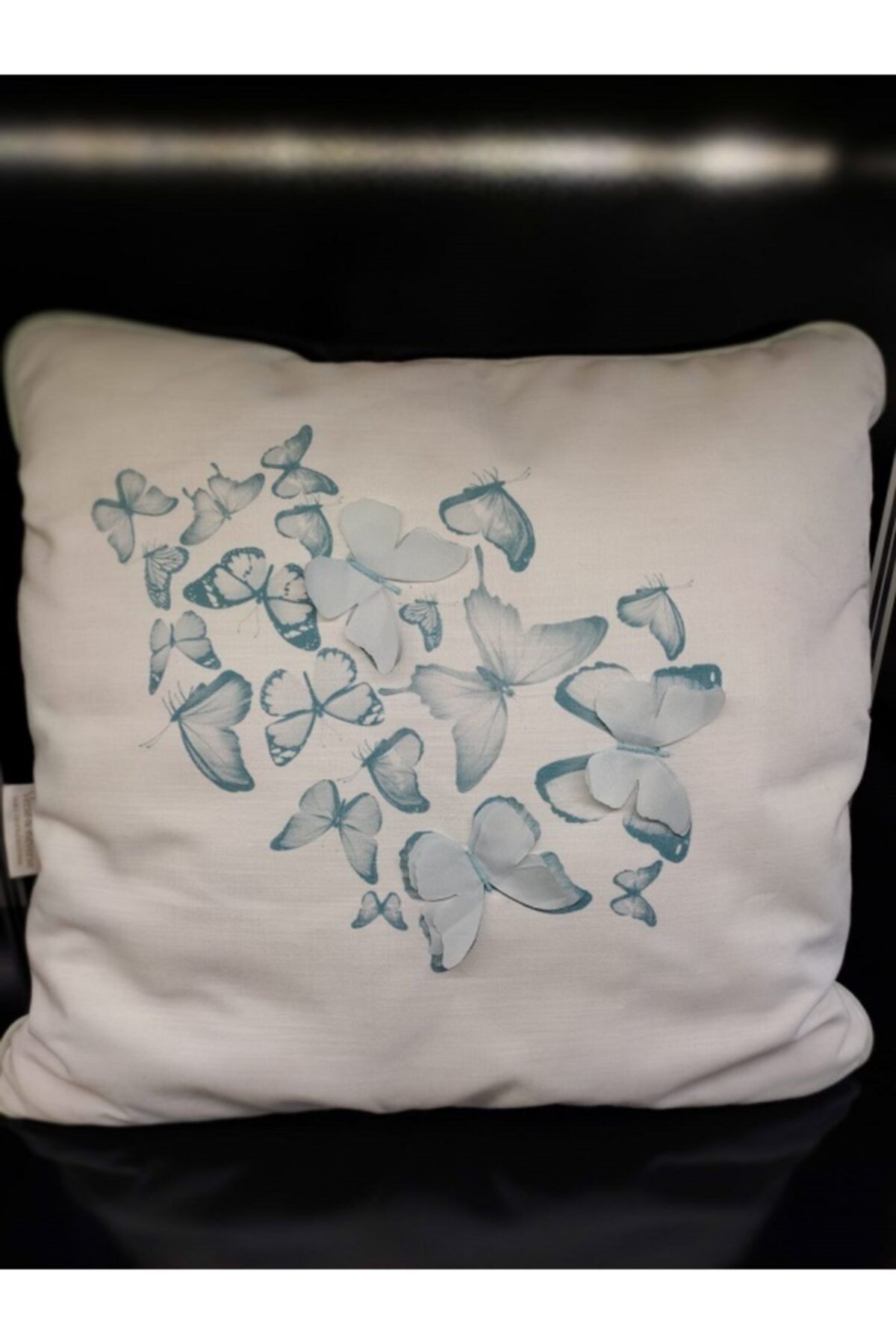 Pillow butterfly top
