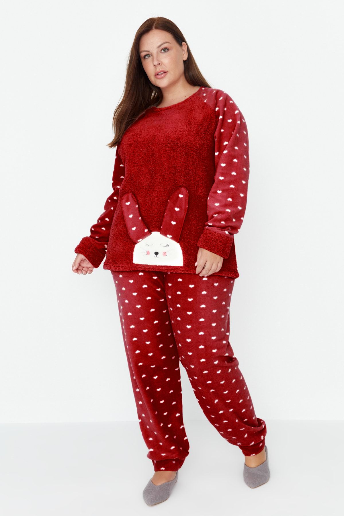 Trendyol Curve Komplet Piżam Z Dzianiny W Czerwone Serca Z Polaru - Kobieta - 5XL