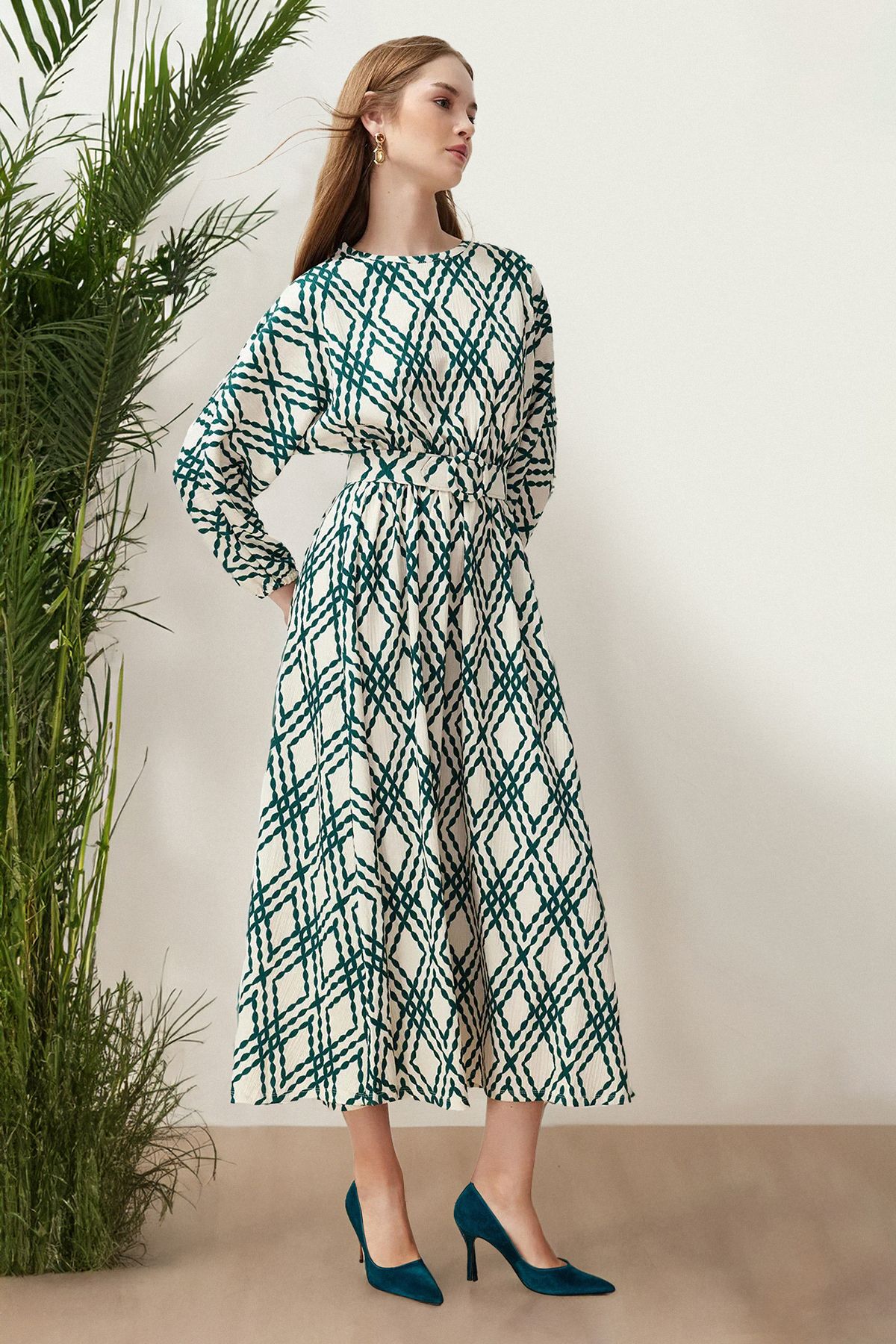 Trendyol Modest Green Patterned Belt Detailed Crinkle Woven Dress TCTSS24EB00233