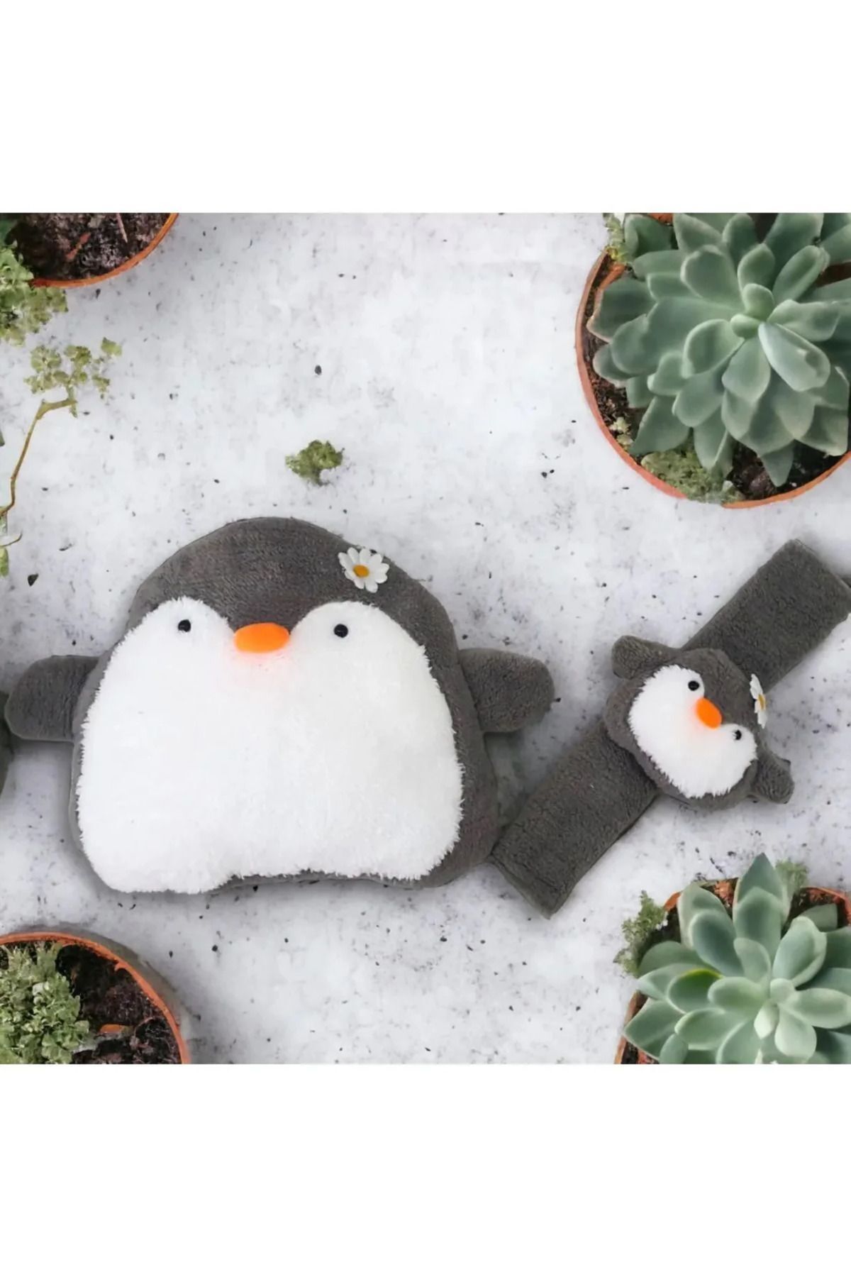 alfapazar-مجموعة Pingu Penguin مكونة من قطعتين - وسادة رقبة للسيارة وحزام أمان من القطيفة (وسادتين وغطاءين) 3