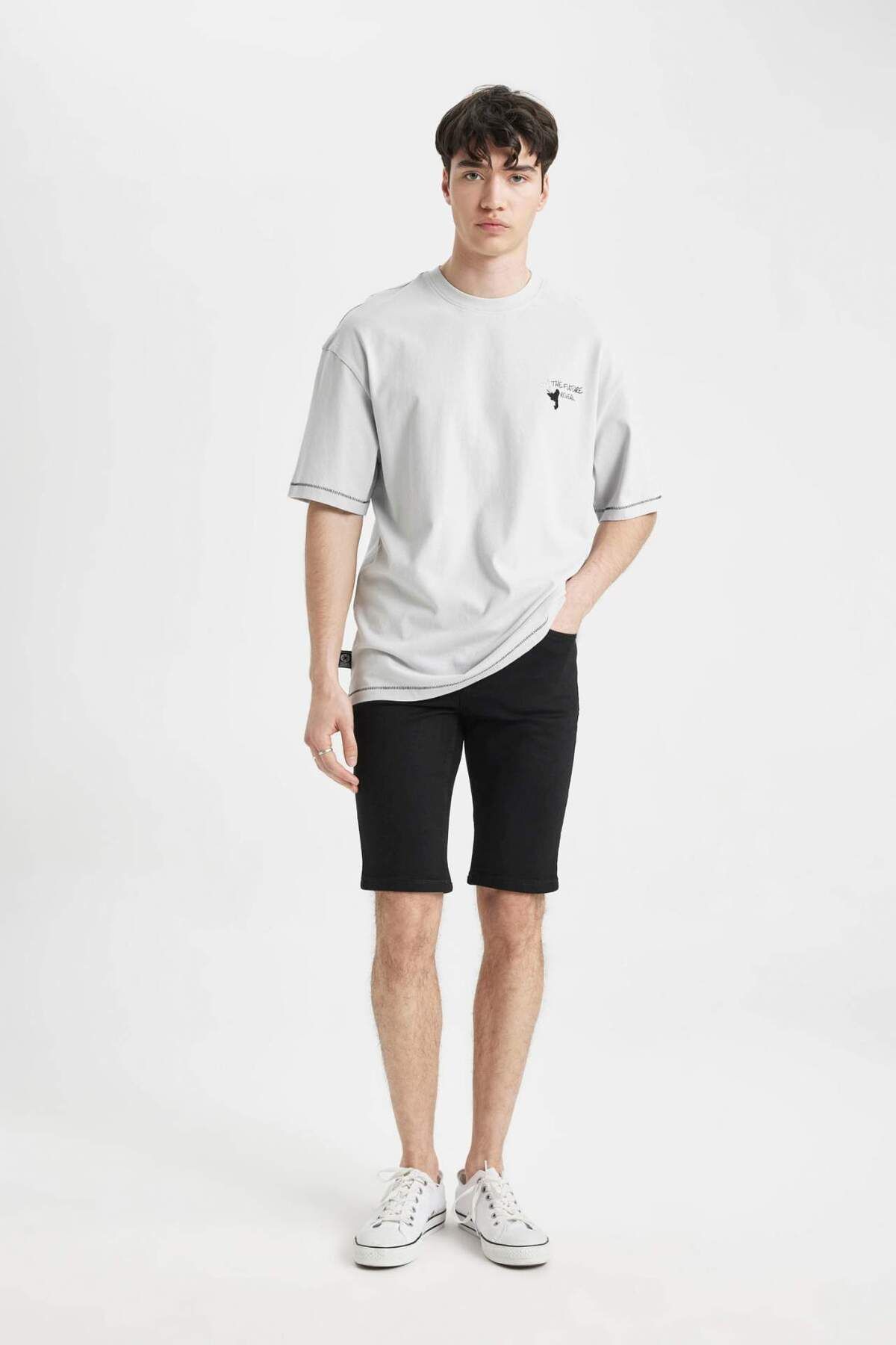 complete the look image