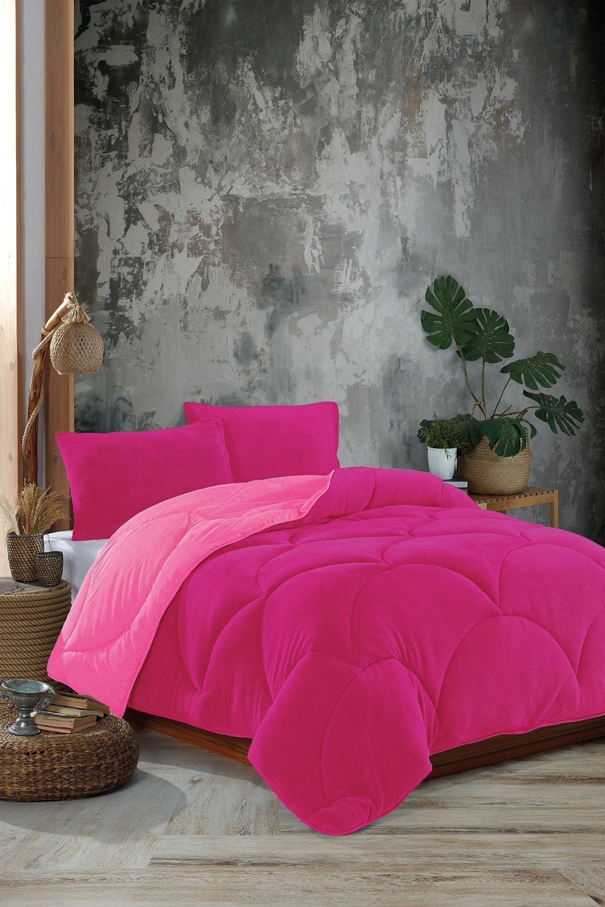 NANOSOFT-Single Fuchsia Welsoft Quilt 1