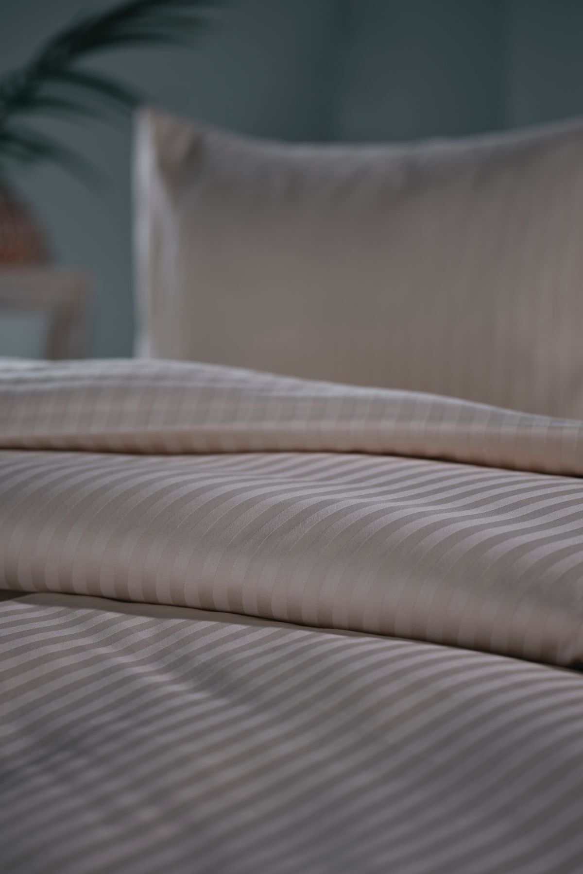 Doqu Home-طقم غطاء لحاف من الساتان Artline كريمي - مزدوج 4