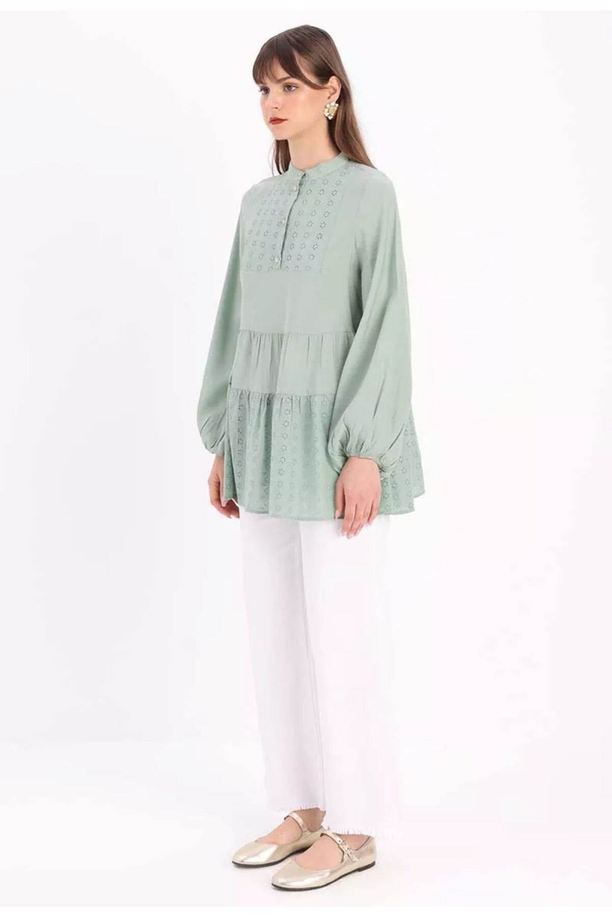 ALLDAY-Scalloped Half Placket Tunic 2