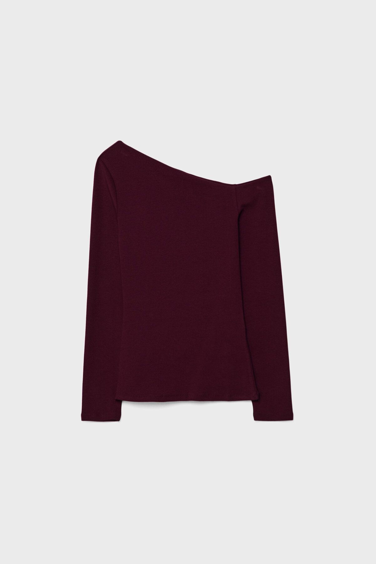 Asimetrik yaka t-shirt