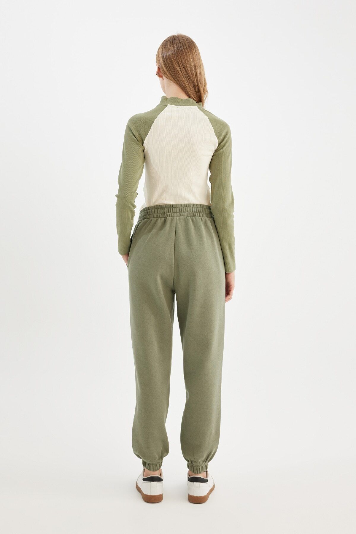 شلوار ورزشی زنانه دفاکتو | Z7072AZ24WN Defacto - Image 6