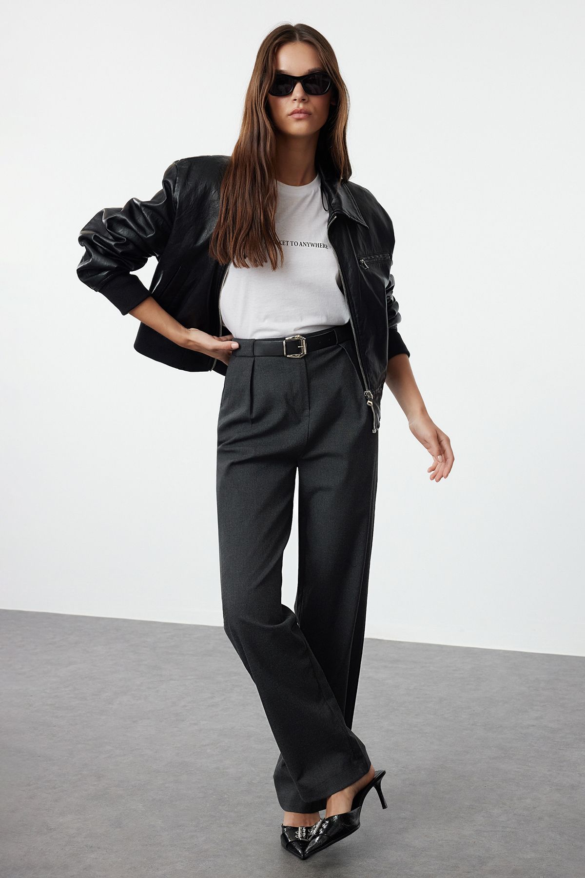 complete the look image