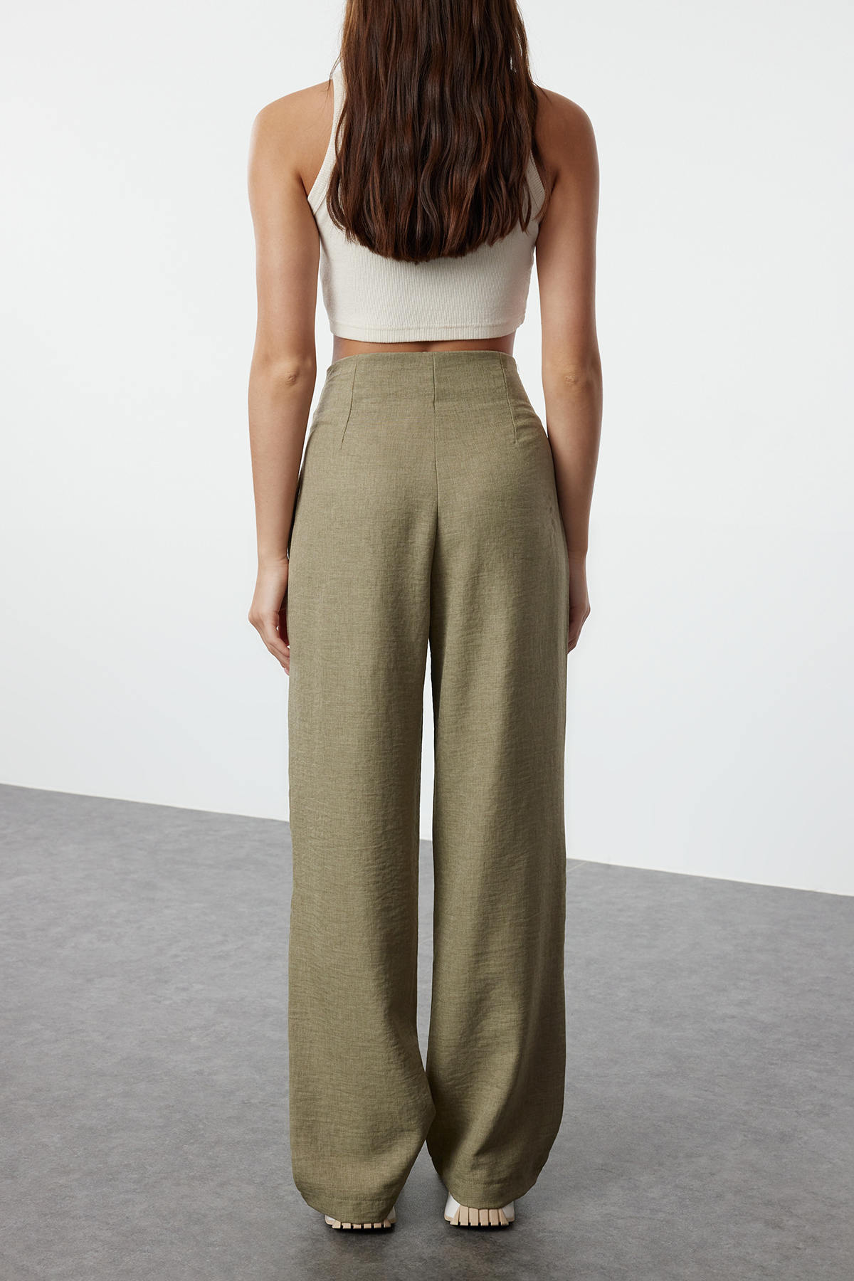 Trendyolmilla  Haki Bel Detaylı Wide Leg/Geniş Paça Dokuma Pantolon TEDAW25PL00000 - Görsel 4