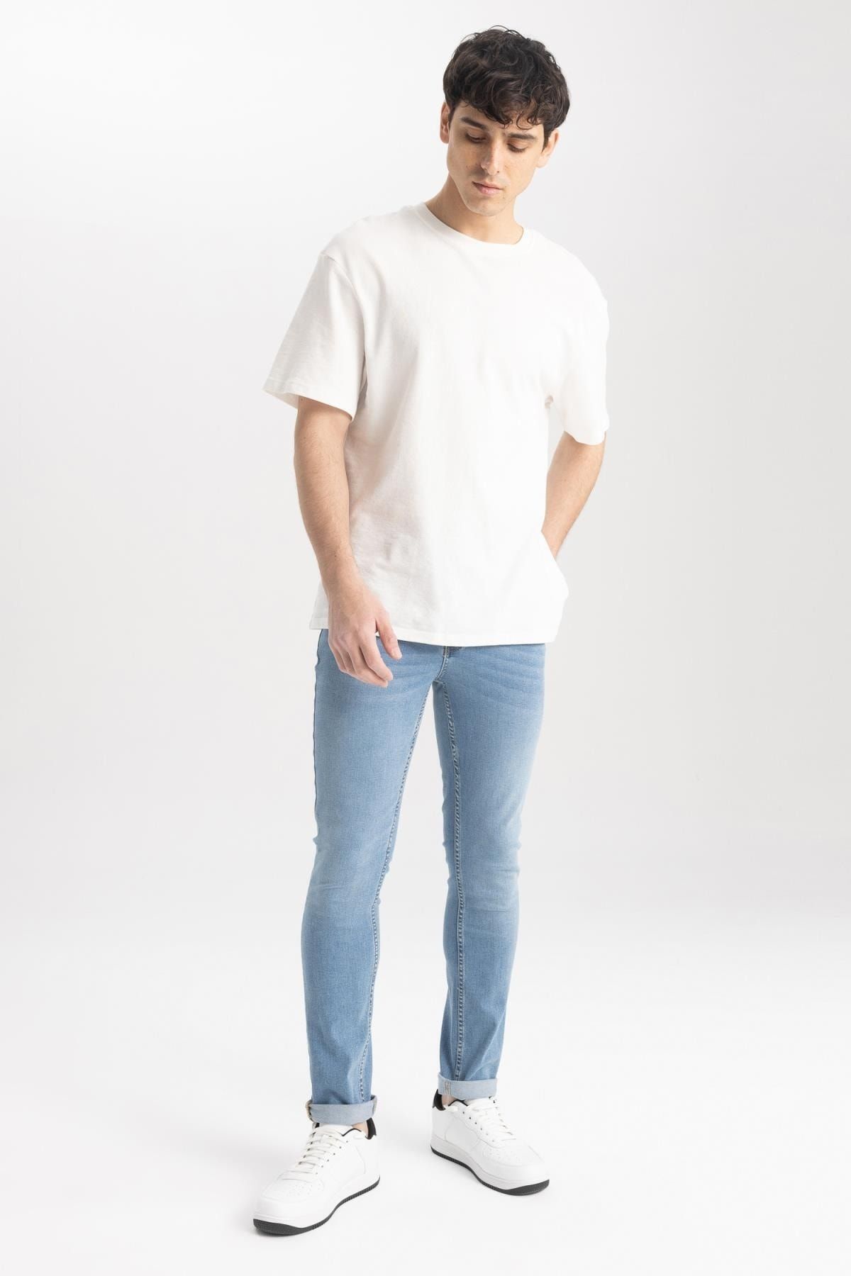 DeFacto-Pedro Slim Fit Στενή Εφαρμογή Κανονική μέση με στενό πόδι Jean παντελόνι A2977ax23sm 3