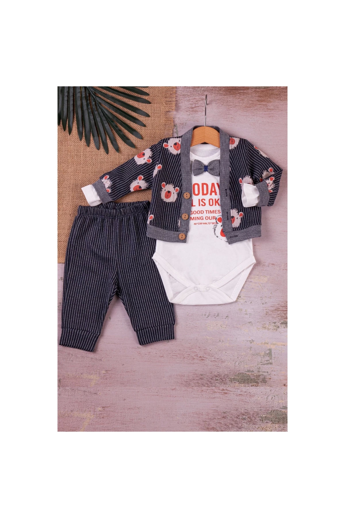 3-Piece Baby Boy Set with Bow Tie and Bear Stripe Model Jacket