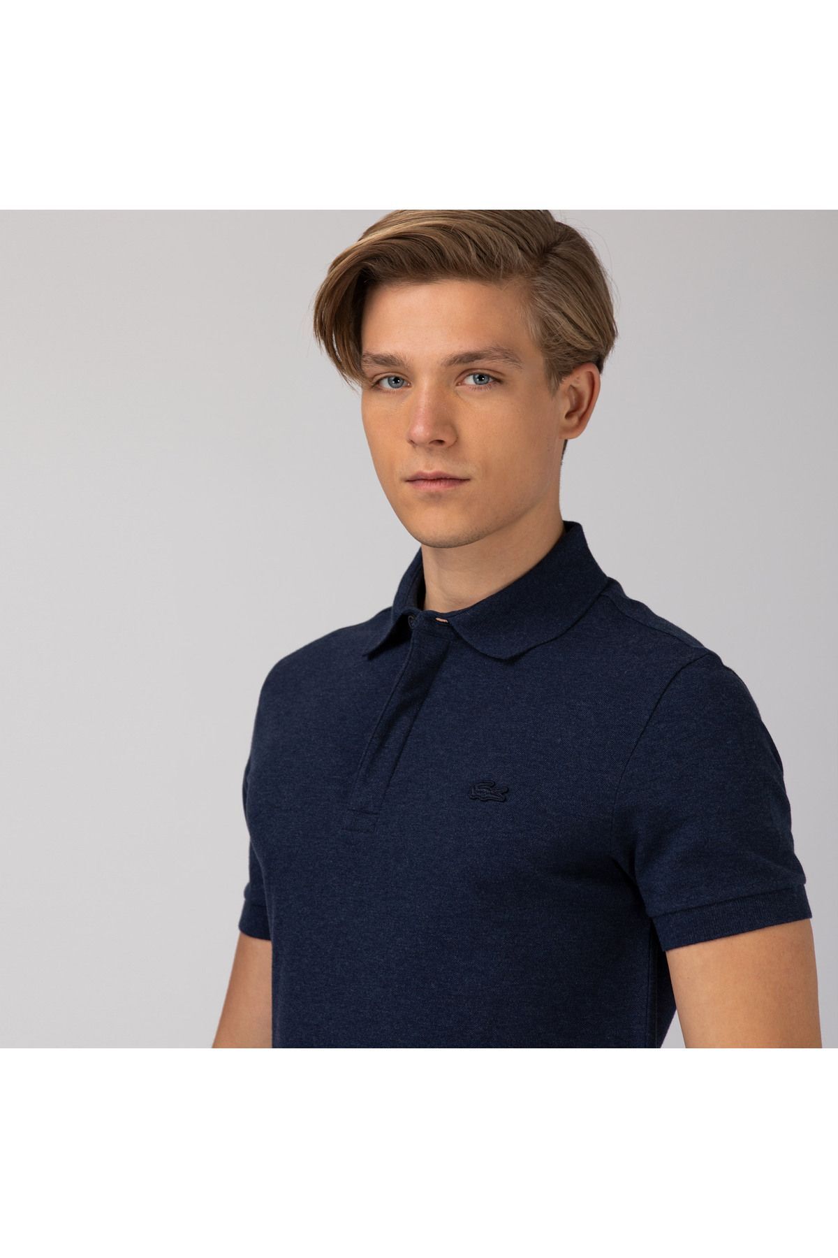 تی شرت یقه پولو آبی مردانه چوگان مناسب و Lacoste