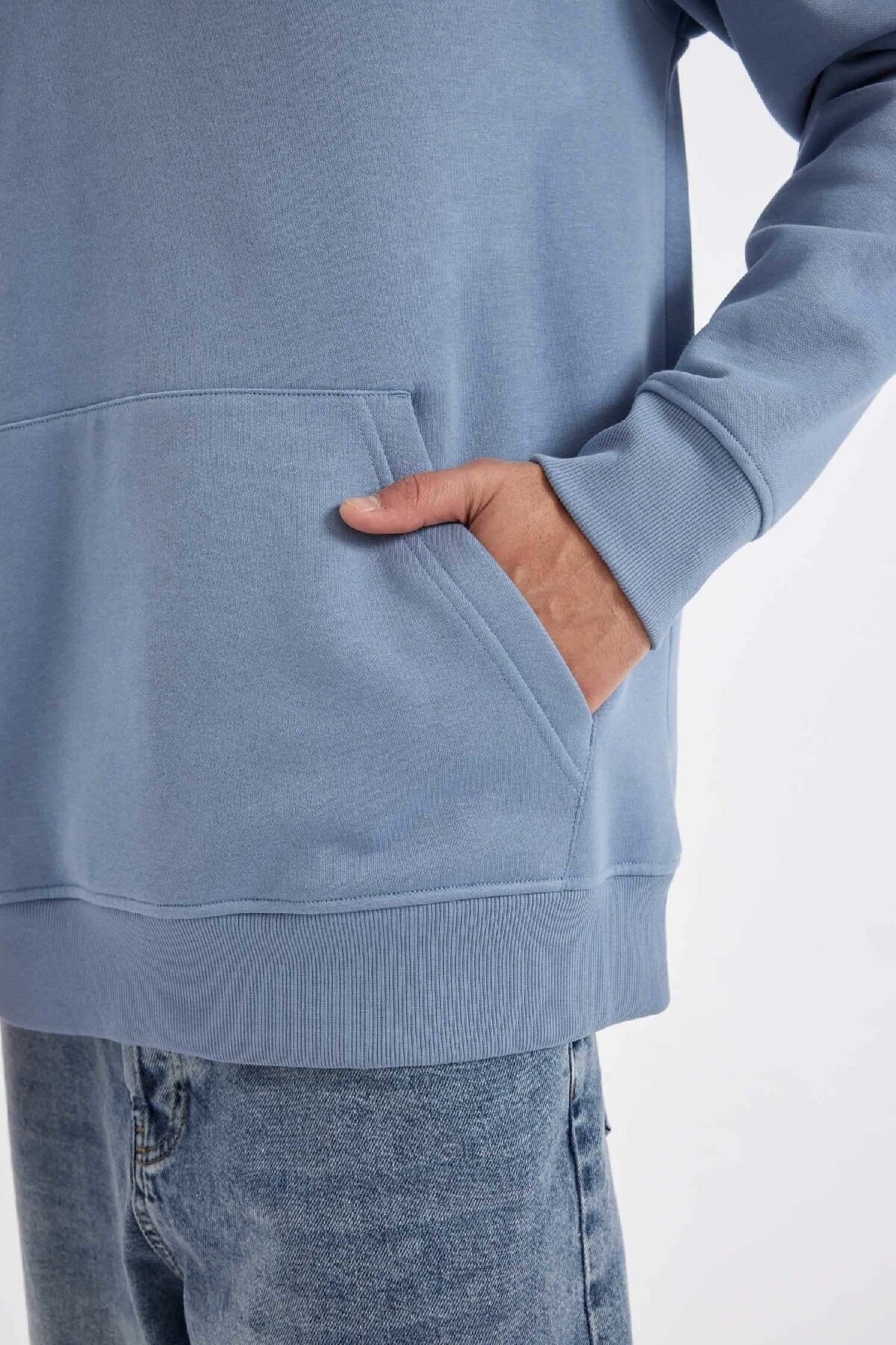 سویشرت مردانه دفاکتو | X8283AZ24AU Defacto - Image 5