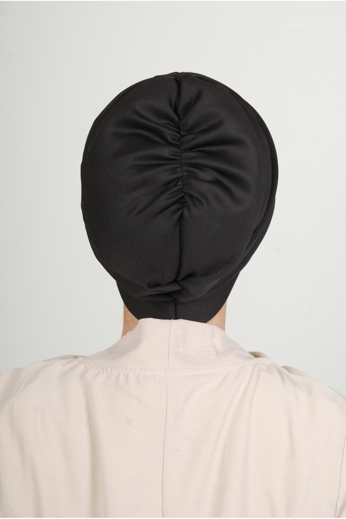 Yasmin S'H'E-Black Front Cross Model External Bonnet 4