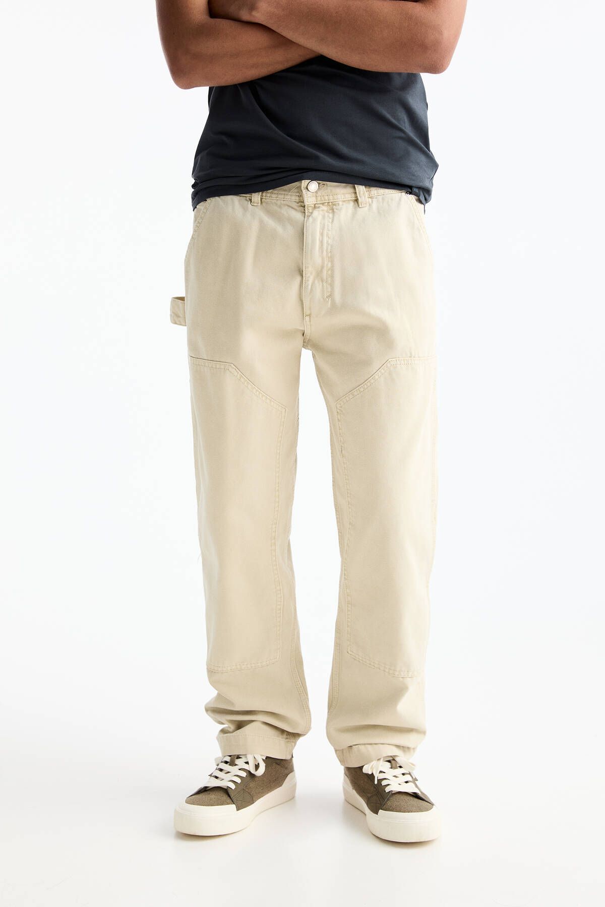 pantalon à deux pattes