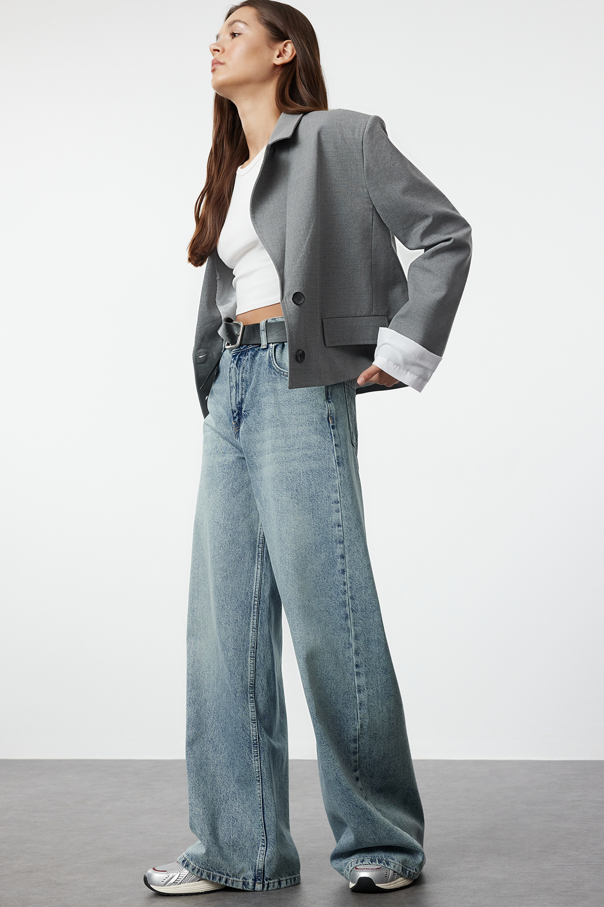 Trendyolmilla  Mavi Normal Bel Ekstra Wide Leg Palazzo Geniş Paça %100 Pamuk Non-Stretch Jeans TWOAW25JE00106 - Görsel 2