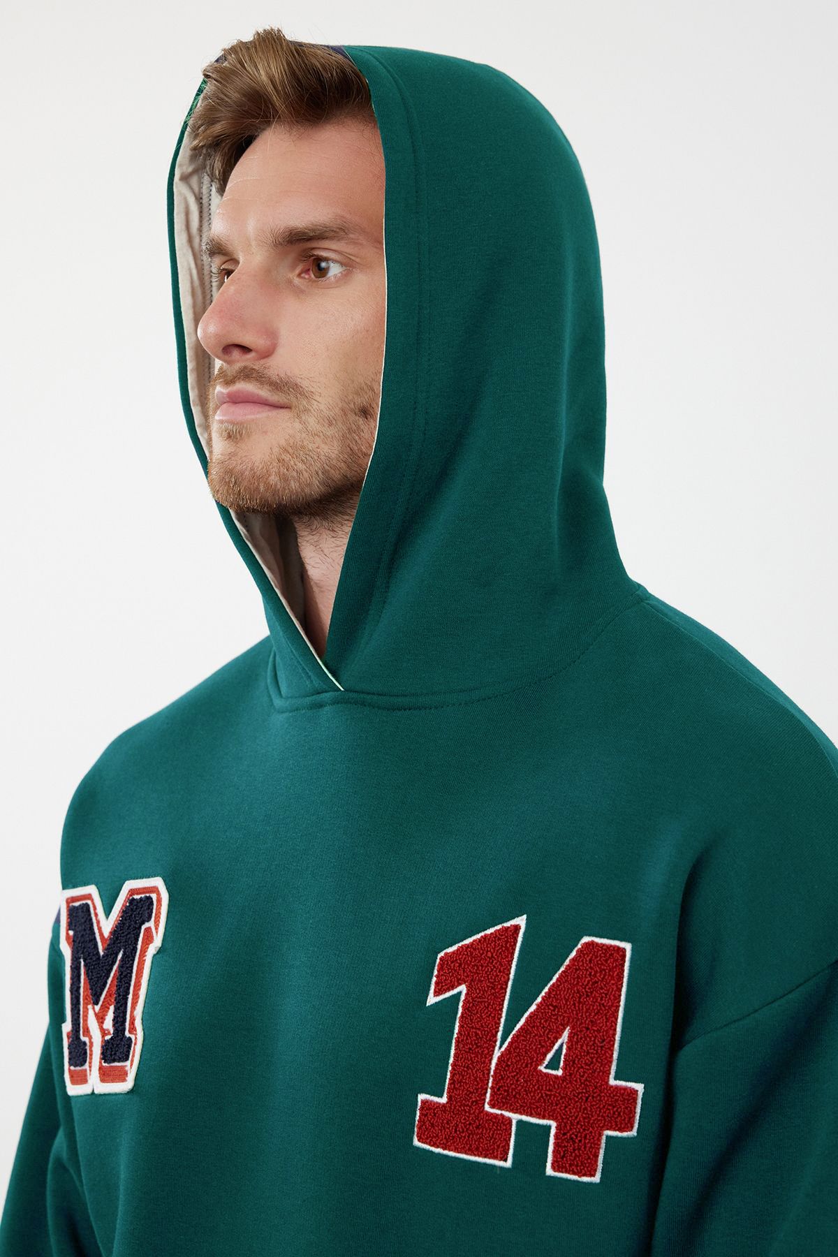 trendyol-man-mens-green-slogan-long-oversized