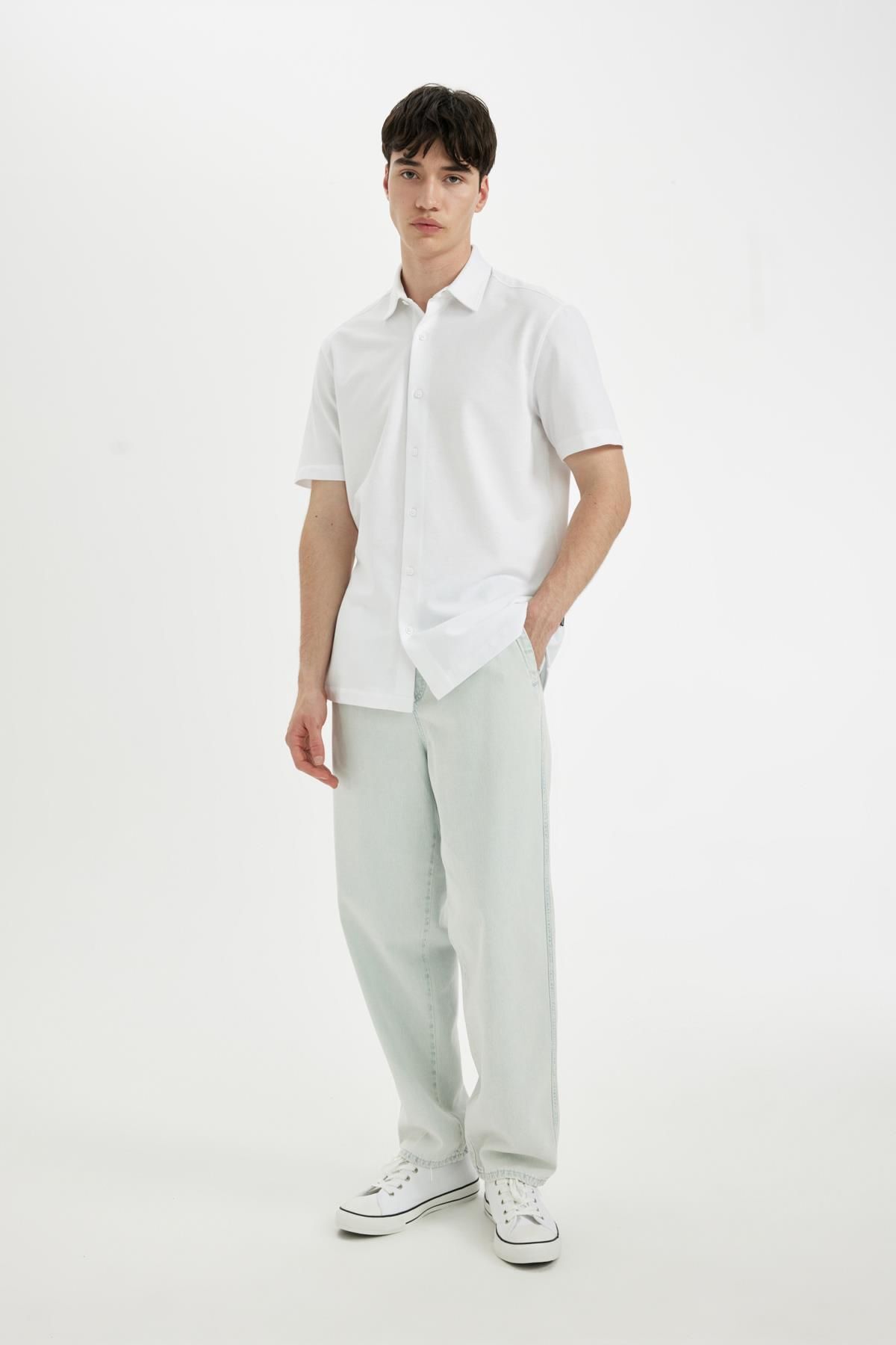 complete the look image