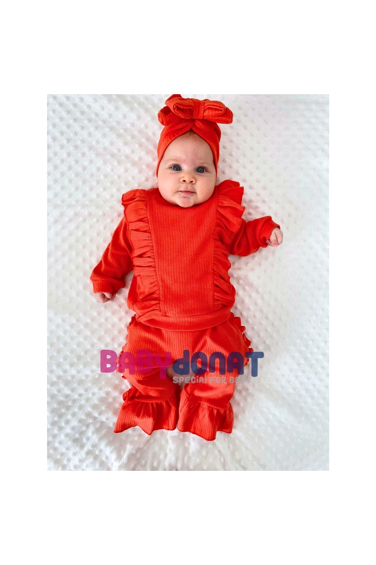 3-Piece 100% Cotton Baby Girl Set with Bonnet and Ruffle Detail on the Shoulder